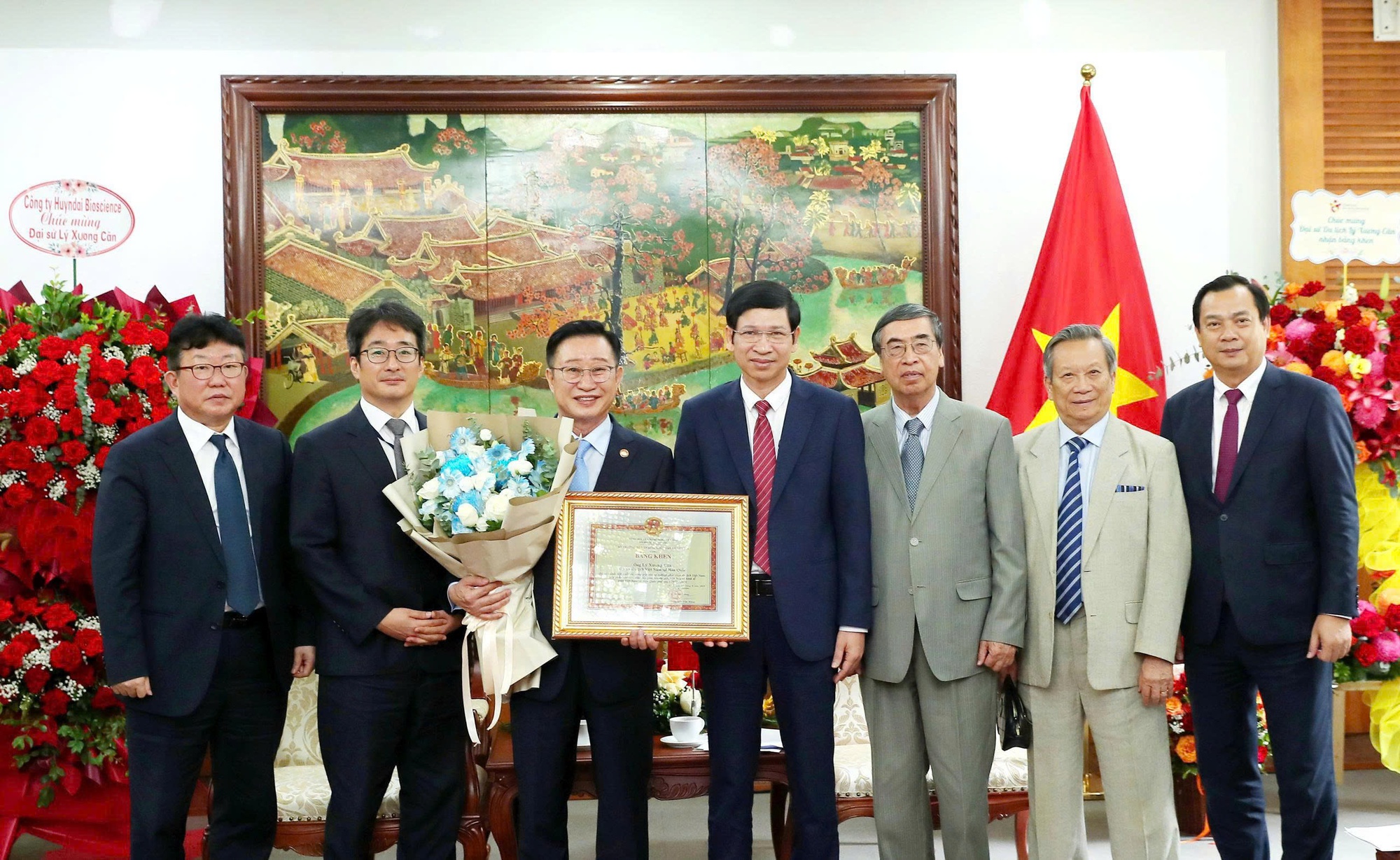 Đại sứ Du lịch Việt Nam tại Hàn Quốc bền bỉ xúc tiến du lịch, quảng bá hình ảnh Việt Nam - Ảnh 1. Đại sứ Du lịch Việt Nam tại Hàn Quốc bền bỉ xúc tiến du lịch, quảng bá hình ảnh Việt Nam - Ảnh 1.