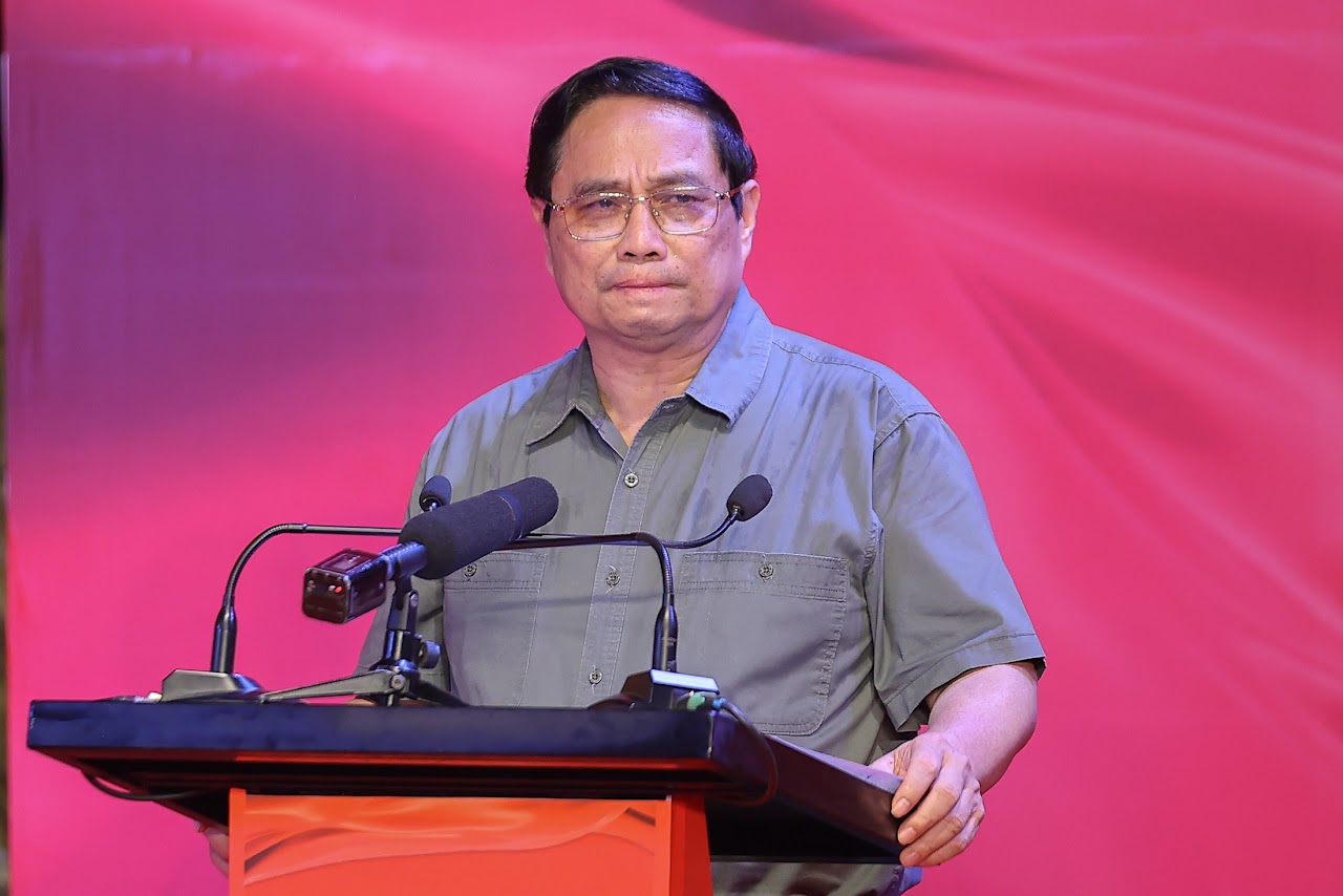 Thủ tướng: Các Anh hùng liệt sĩ đã làm rạng rỡ non sông, đất nước ta- Ảnh 6. Thủ tướng: Các Anh hùng liệt sĩ đã làm rạng rỡ non sông, đất nước ta- Ảnh 6.