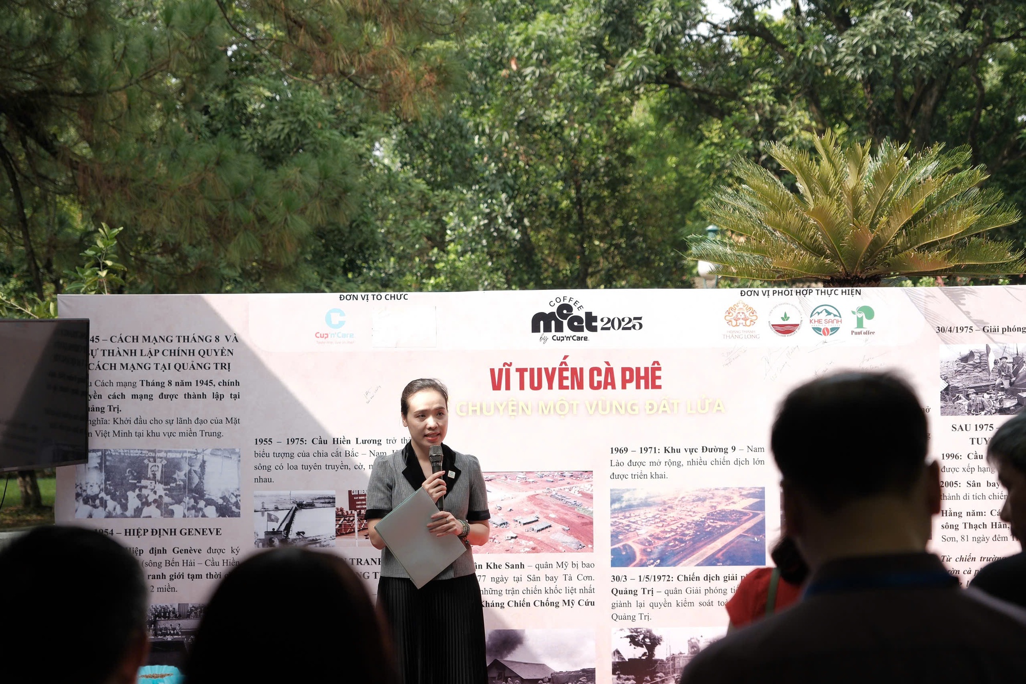 Khe Sanh (Quảng Trị) – Nơi mỗi hạt cà phê mang trong mình 'linh hồn' của đất và người- Ảnh 1. Khe Sanh (Quảng Trị) – Nơi mỗi hạt cà phê mang trong mình 'linh hồn' của đất và người- Ảnh 1.