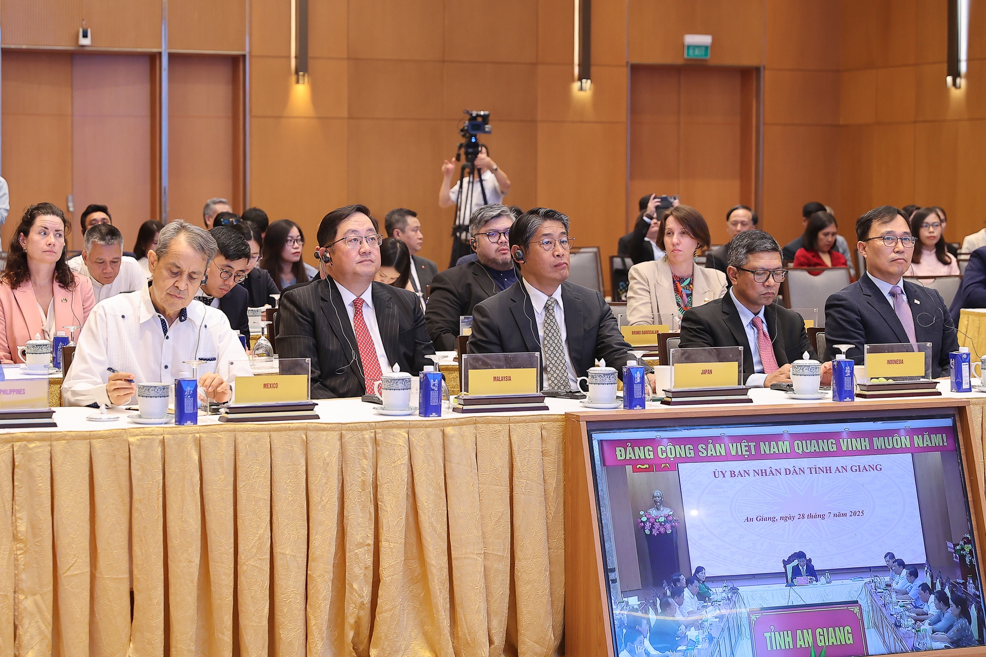 Thủ tướng: Việt Nam quyết tâm tổ chức Năm APEC 2027 thành công mọi mặt- Ảnh 3.