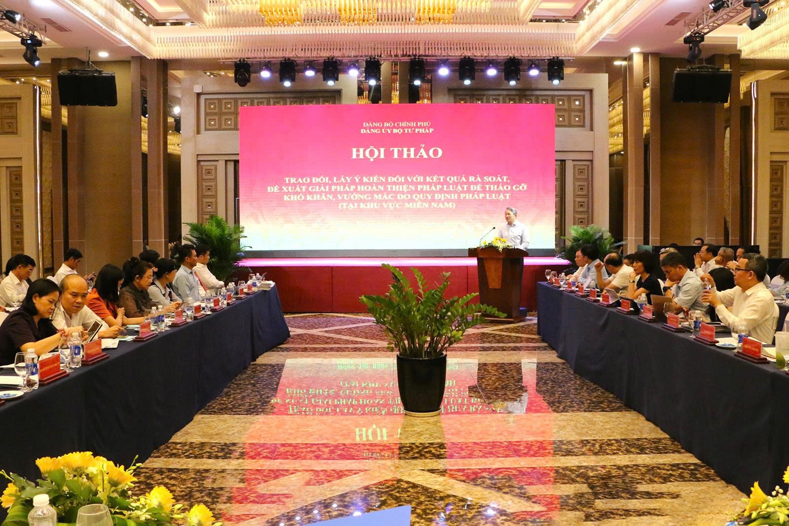 Tư duy pháp luật cần chuyển từ ‘quản lý’ sang ‘kiến tạo’- Ảnh 1.