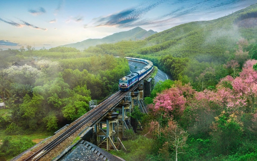 Khởi động xây tuyến đường sắt Lào Cai – Hà Nội – Hải Phòng trong năm 2025