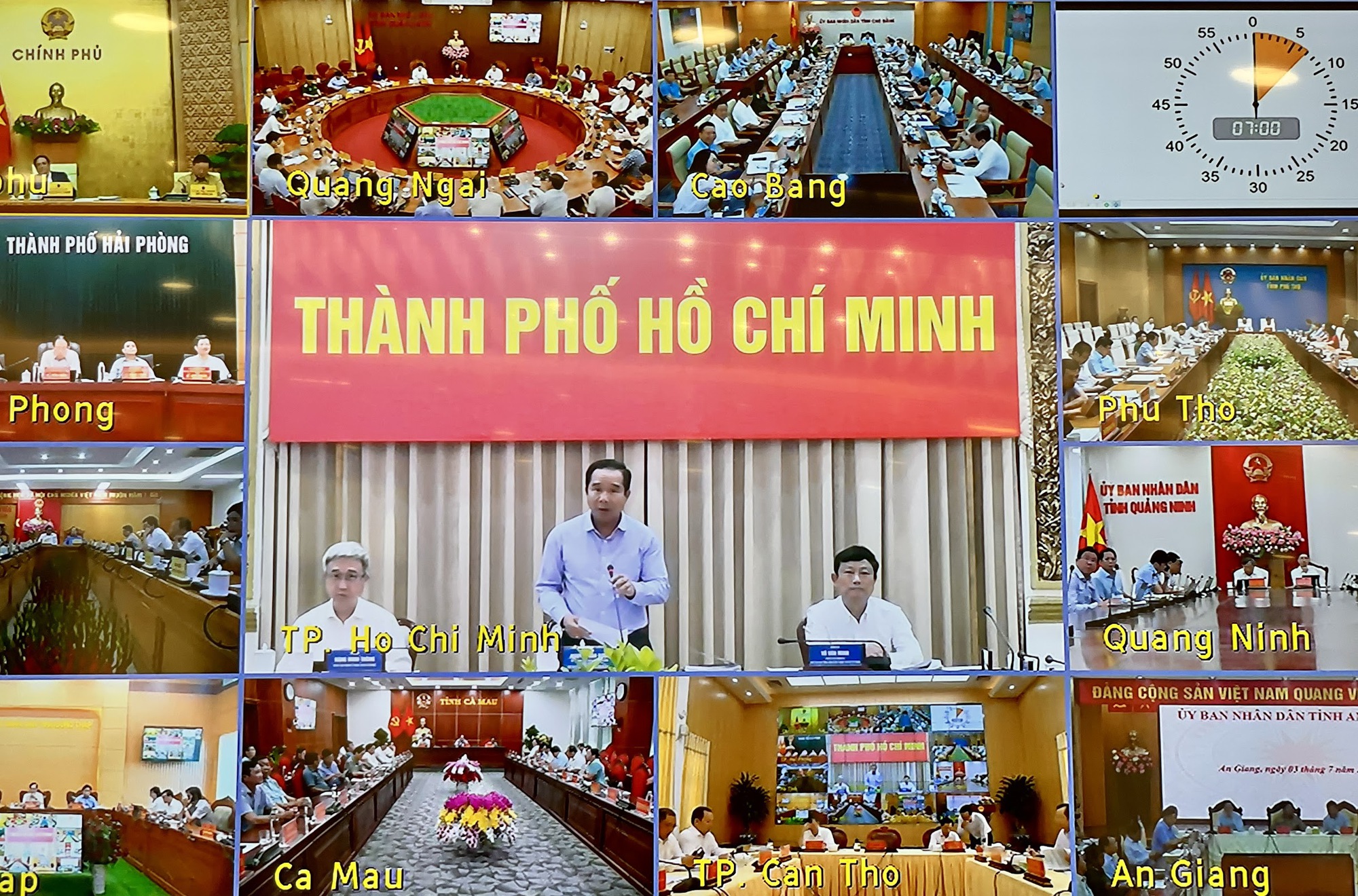 Chính quyền địa phương 2 cấp vận hành thông suốt, kỳ vọng bứt phá phát triển- Ảnh 1.