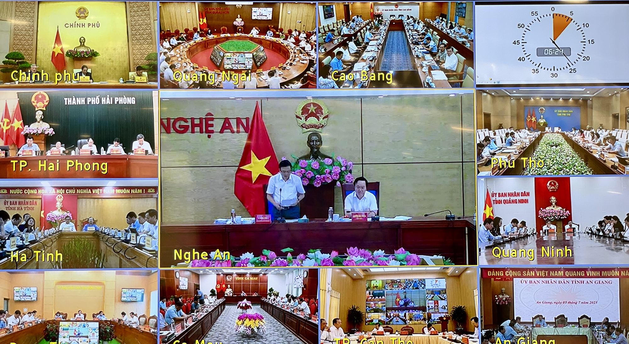 Thủ tướng yêu cầu kiên định mục tiêu, thực hiện '3 tăng tốc'- Ảnh 12.