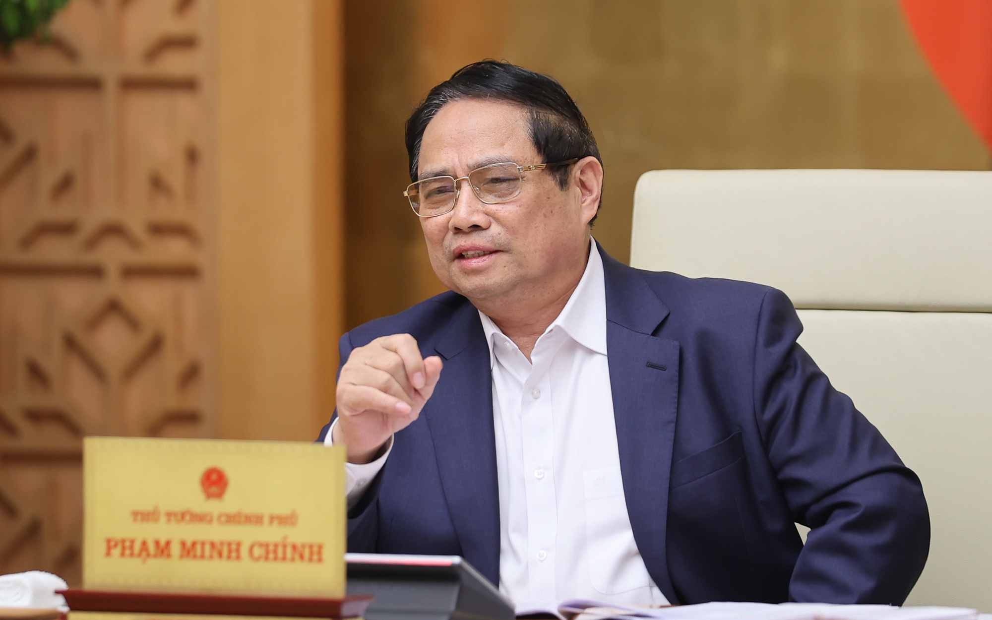 Thủ tướng yêu cầu kiên định mục tiêu, thực hiện '3 tăng tốc'