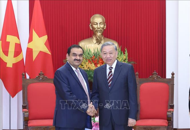 Tổng Bí thư Tô Lâm tiếp Chủ tịch Tập đoàn Adani Ấn Độ- Ảnh 1. Tổng Bí thư Tô Lâm tiếp Chủ tịch Tập đoàn Adani Ấn Độ- Ảnh 1.