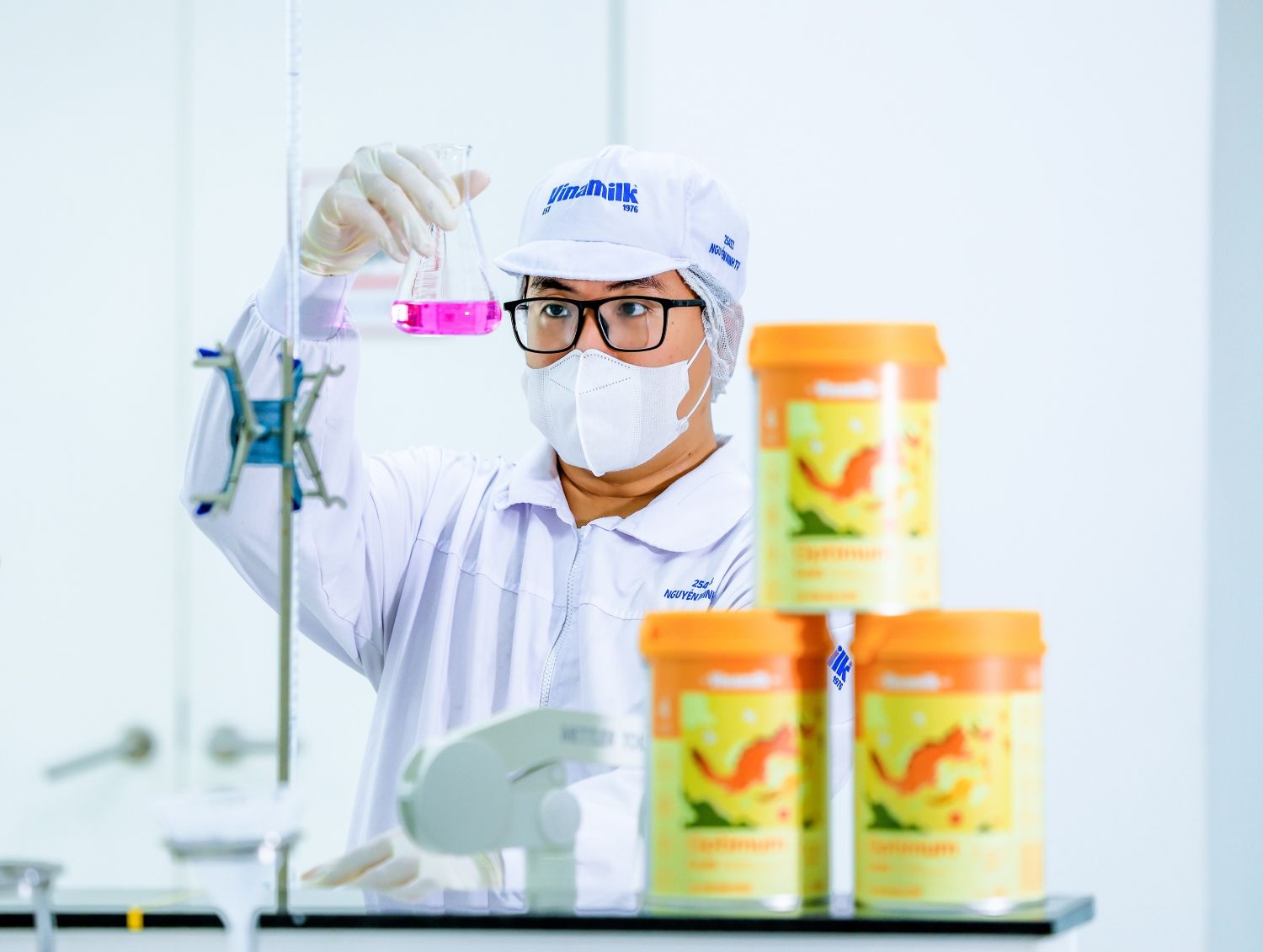 Vinamilk: Doanh thu hợp nhất quý II/2025 đạt gần 17.000 tỷ đồng- Ảnh 3. Vinamilk: Doanh thu hợp nhất quý II/2025 đạt gần 17.000 tỷ đồng- Ảnh 3.