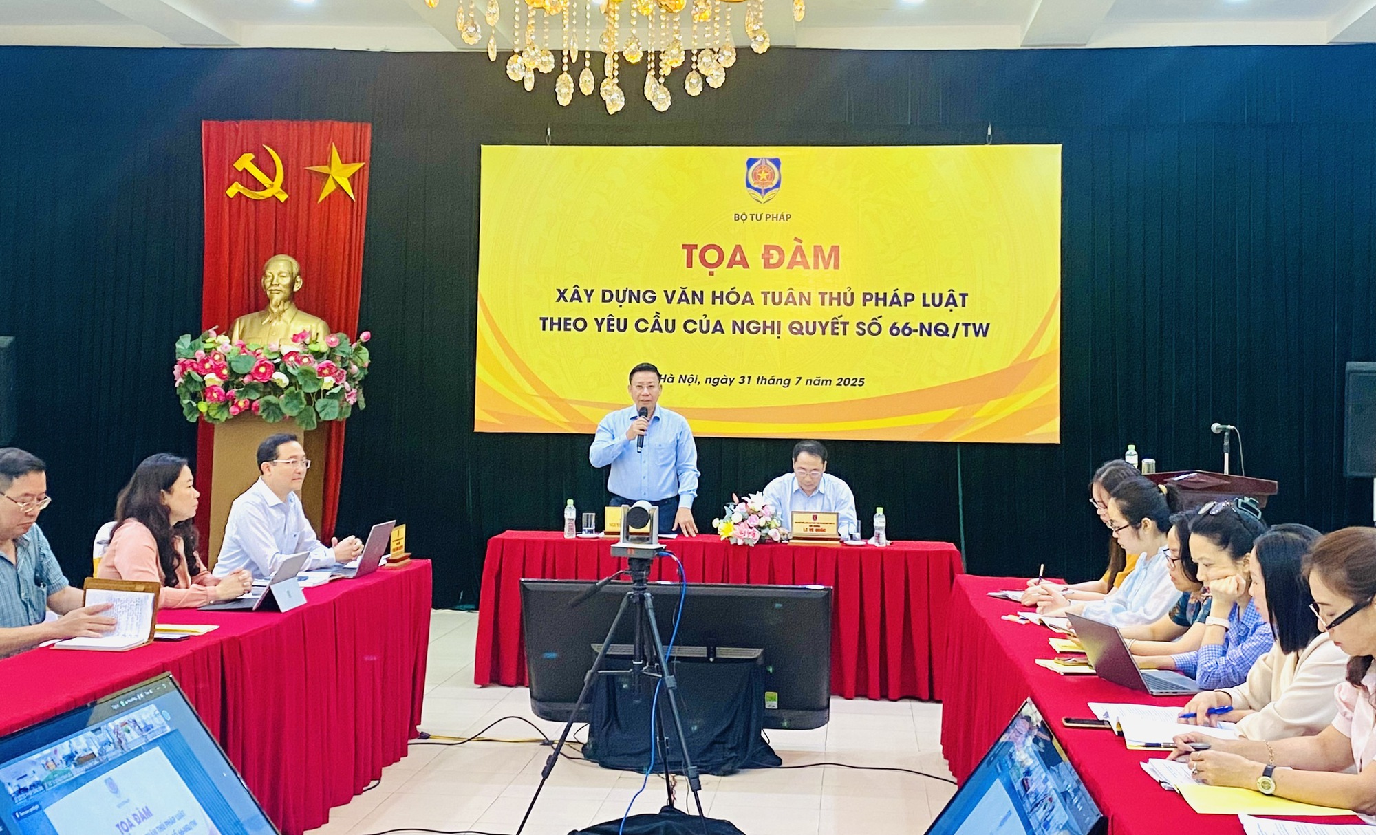Xây dựng văn hóa tuân thủ pháp luật theo yêu cầu của Nghị quyết số 66-NQ/TW - Ảnh 2.