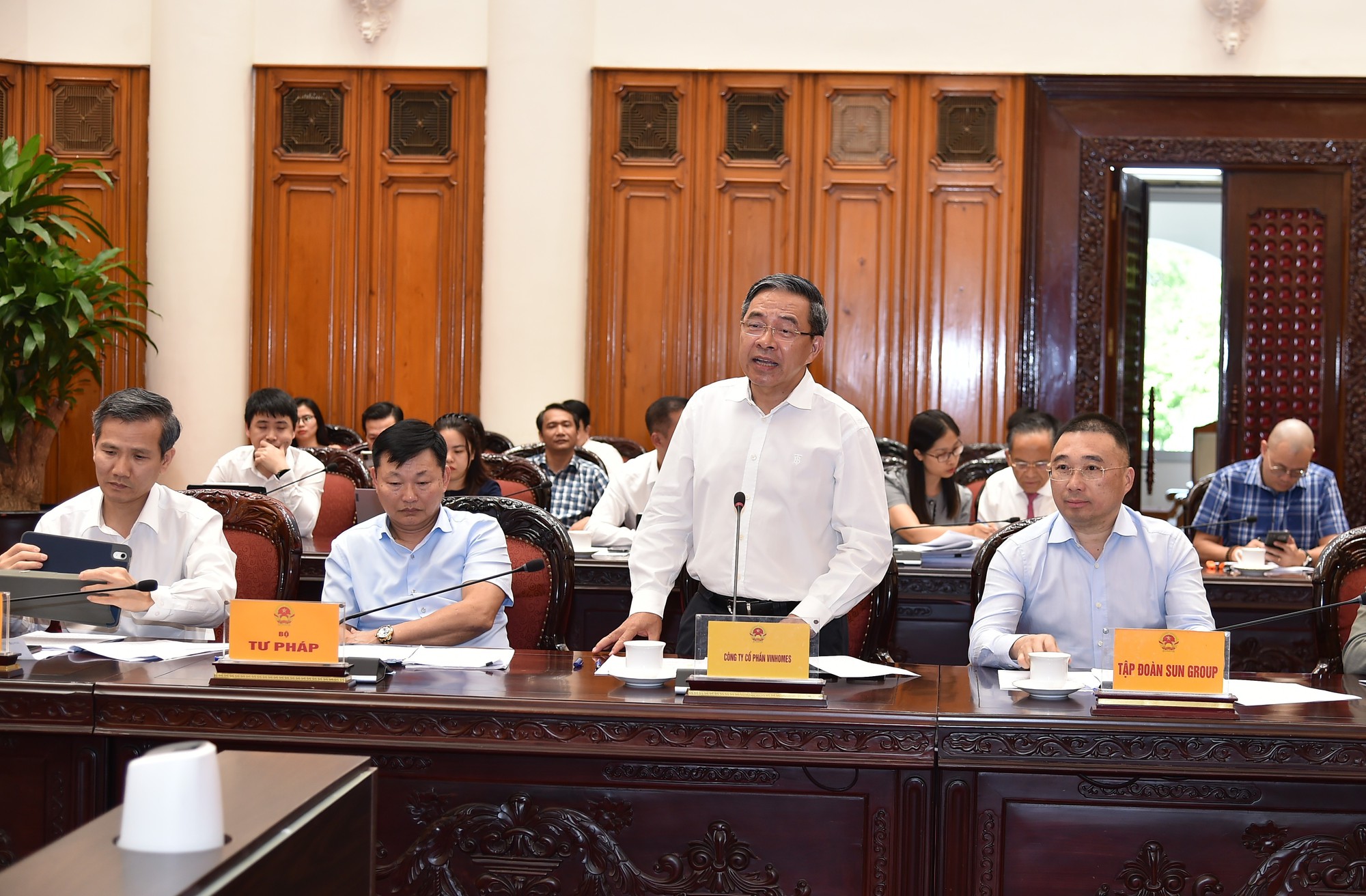 Phó Thủ tướng Hồ Đức Phớc họp với các doanh nghiệp, hiệp hội về dự án Luật Thuế thu nhập cá nhân (thay thế)- Ảnh 4. Phó Thủ tướng Hồ Đức Phớc họp với các doanh nghiệp, hiệp hội về dự án Luật Thuế thu nhập cá nhân (thay thế)- Ảnh 4.