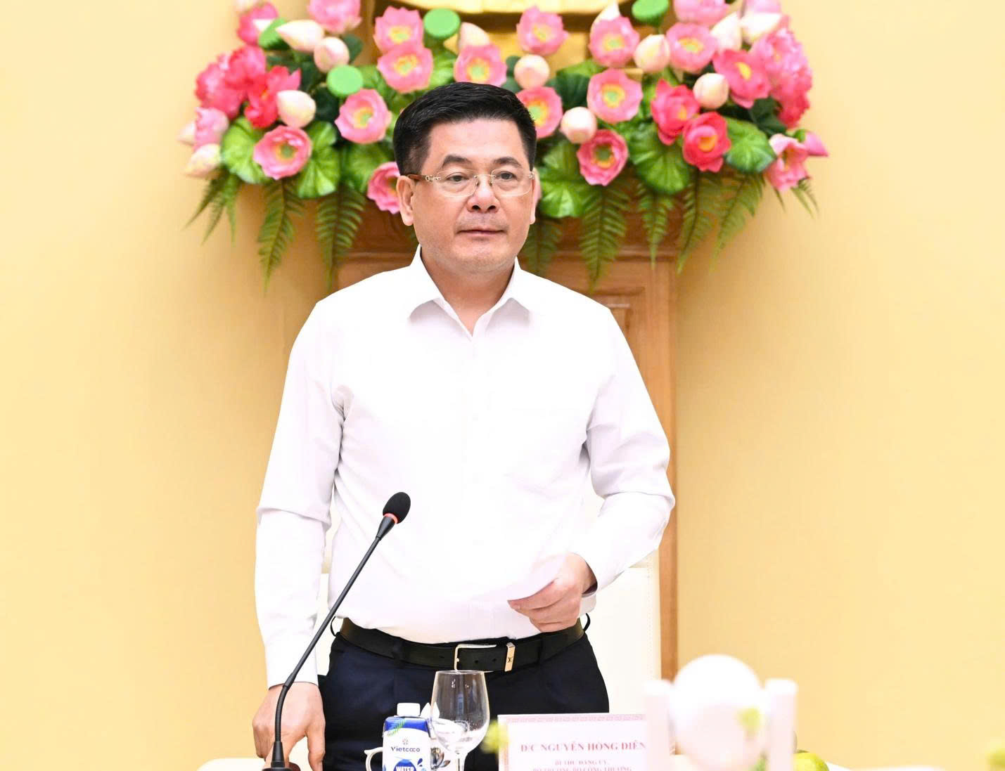 Bộ Công Thương cử 34 lãnh đạo cục, vụ về hỗ trợ địa phương triển khai chính quyền hai cấp- Ảnh 1.