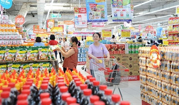 Bình quân 6 tháng, CPI tăng 3,27%; lạm phát trong tầm kiểm soát- Ảnh 1. Bình quân 6 tháng, CPI tăng 3,27%; lạm phát trong tầm kiểm soát- Ảnh 1.