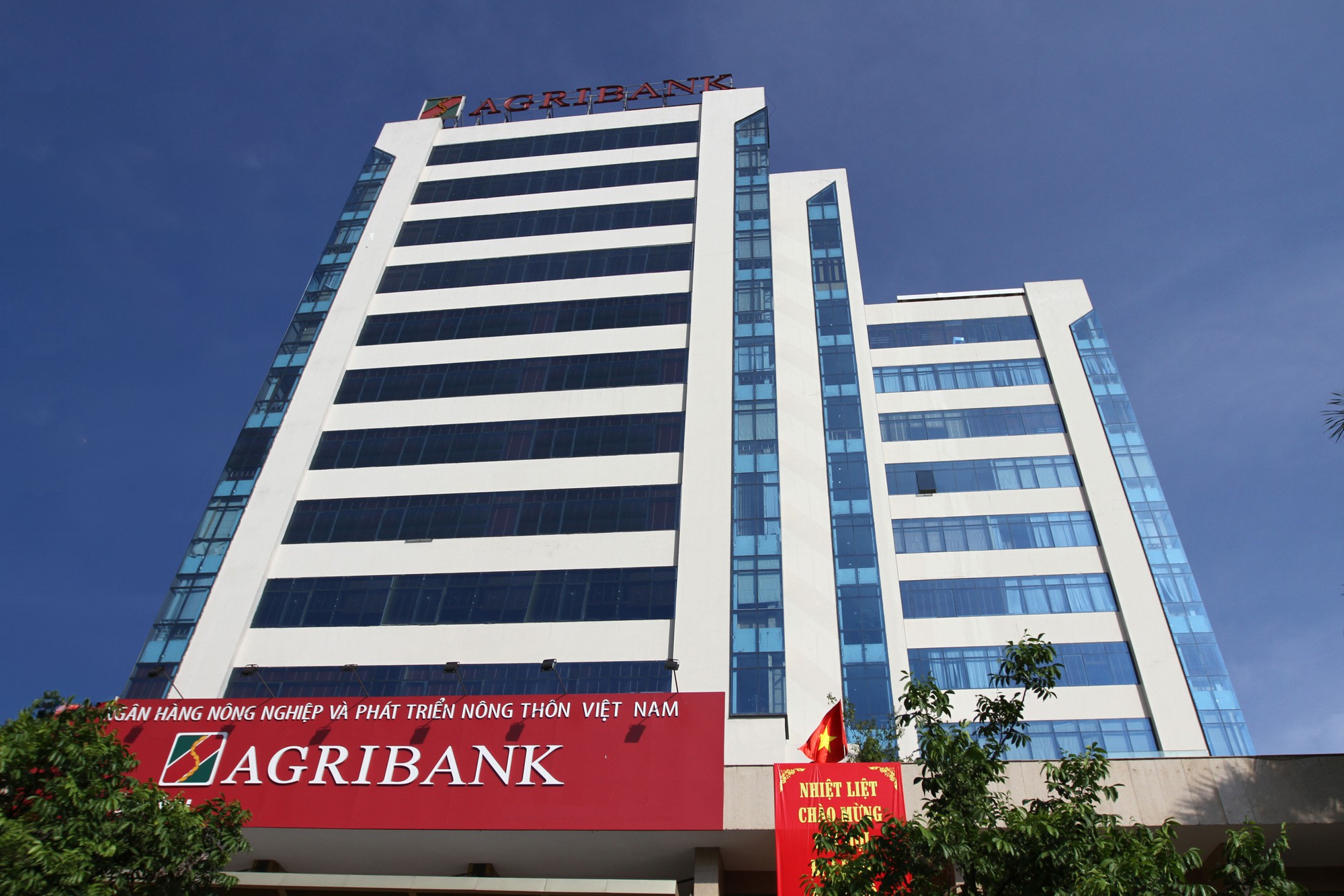 Agribank là 'Ngân hàng cung cấp dịch vụ ngoại tệ tốt nhất Việt Nam năm 2025'- Ảnh 1. Agribank là 'Ngân hàng cung cấp dịch vụ ngoại tệ tốt nhất Việt Nam năm 2025'- Ảnh 1.