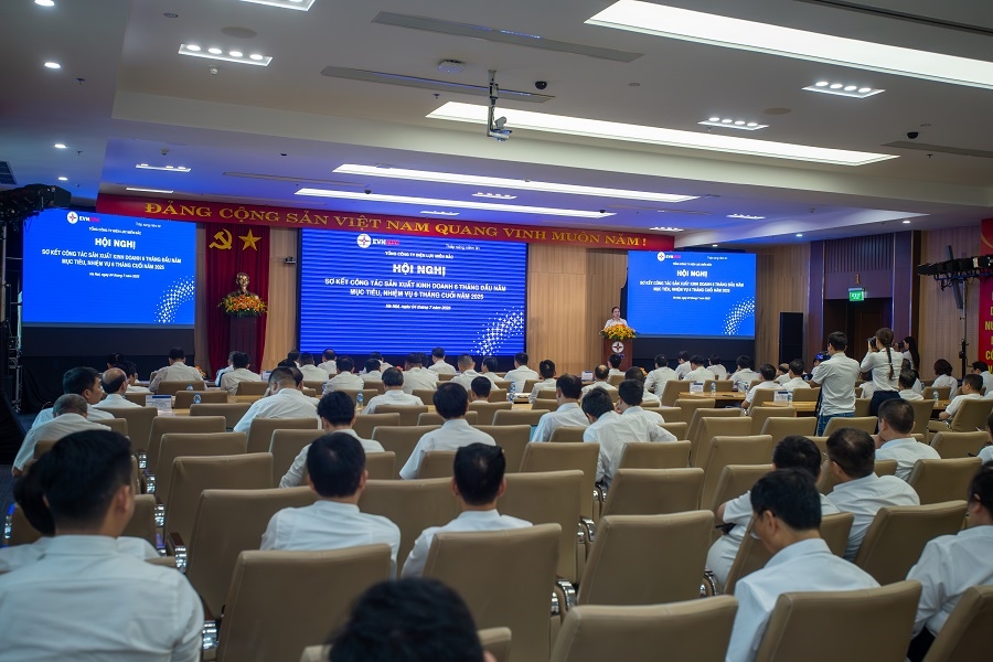 EVNNPC: Nhiều chỉ tiêu sản xuất kinh doanh chủ yếu vượt kế hoạch đề ra- Ảnh 1. EVNNPC: Nhiều chỉ tiêu sản xuất kinh doanh chủ yếu vượt kế hoạch đề ra- Ảnh 1.
