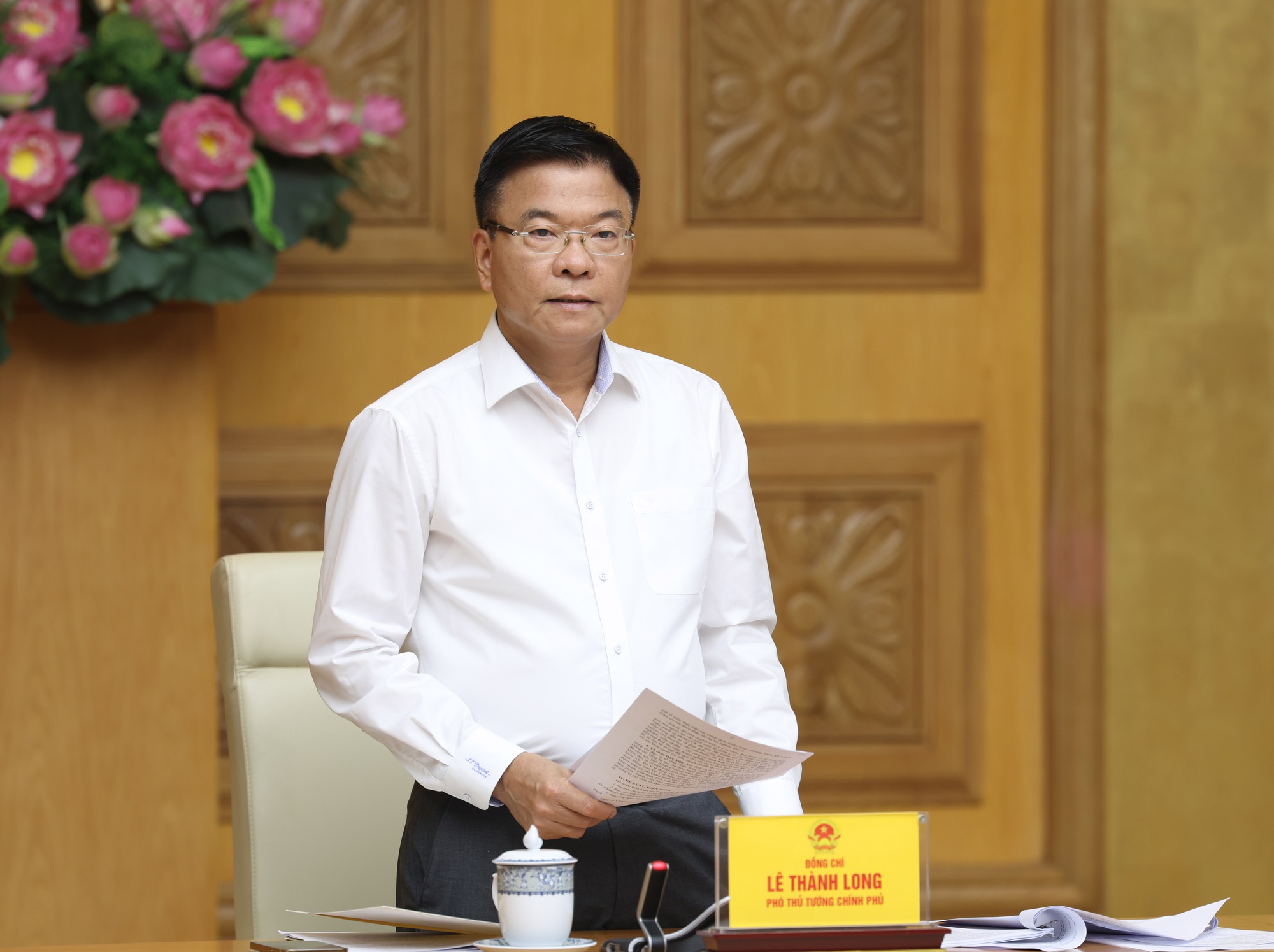 Nghị quyết về đột phá trong chăm sóc sức khỏe nhân dân 'phải mang tính hành động'- Ảnh 2. Nghị quyết về đột phá trong chăm sóc sức khỏe nhân dân 'phải mang tính hành động'- Ảnh 2.