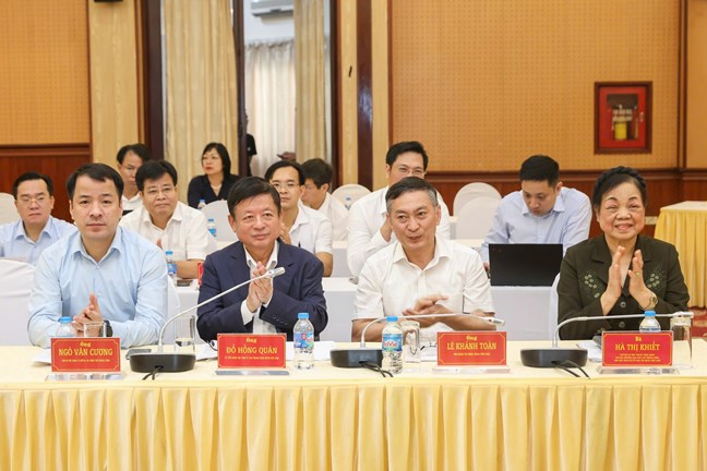 Tiếp tục rà soát, sắp xếp lại đầu mối tổ chức cơ quan Ủy ban MTTQ Việt nam các cấp- Ảnh 4. Tiếp tục rà soát, sắp xếp lại đầu mối tổ chức cơ quan Ủy ban MTTQ Việt nam các cấp- Ảnh 4.