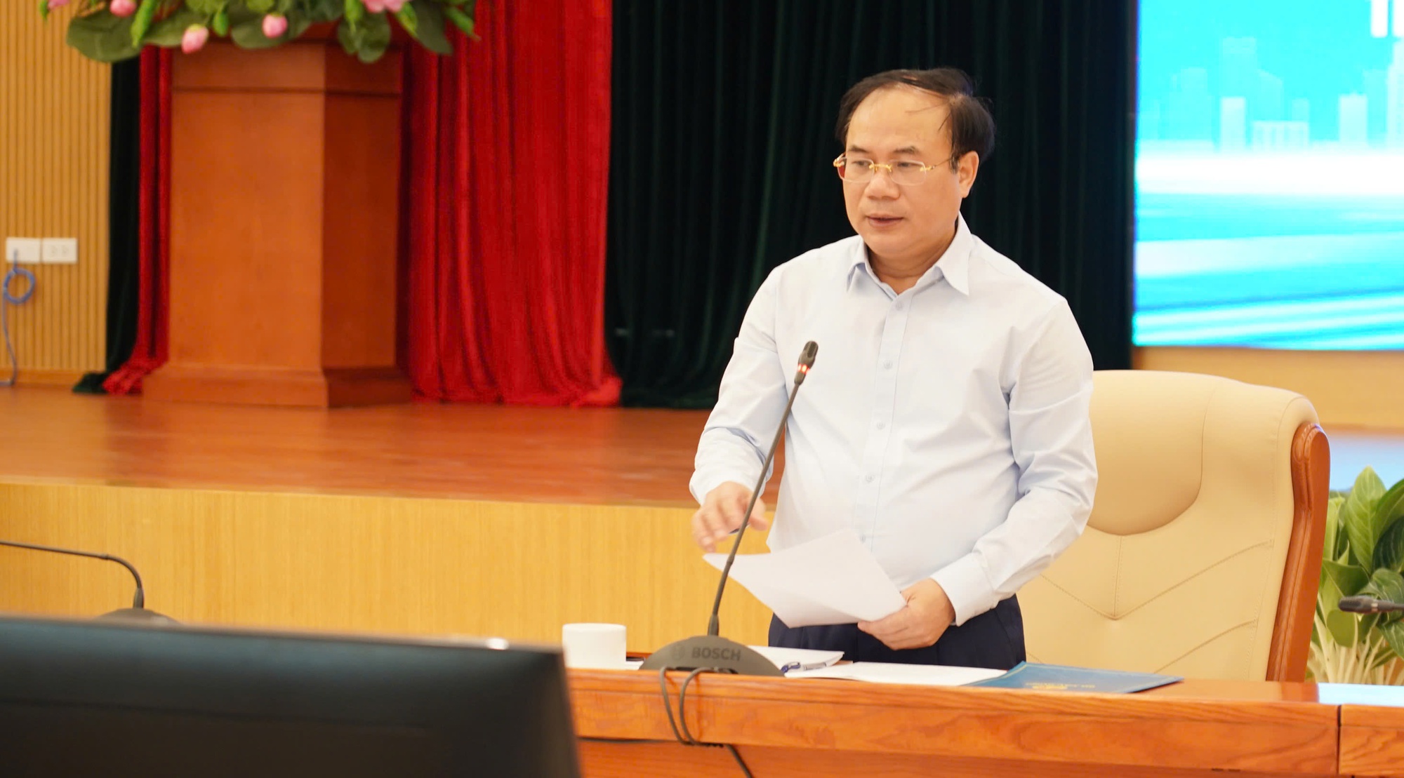 Bộ Xây dựng sẽ đến từng địa phương hướng dẫn công việc sau khi phân cấp, phân quyền- Ảnh 2.