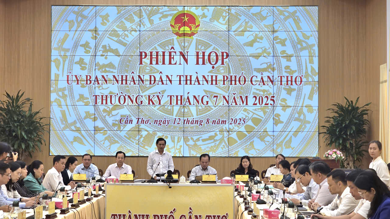 Cần Thơ quyết tâm cao nhất thúc đẩy tăng trưởng cả năm đạt 10%- Ảnh 1.