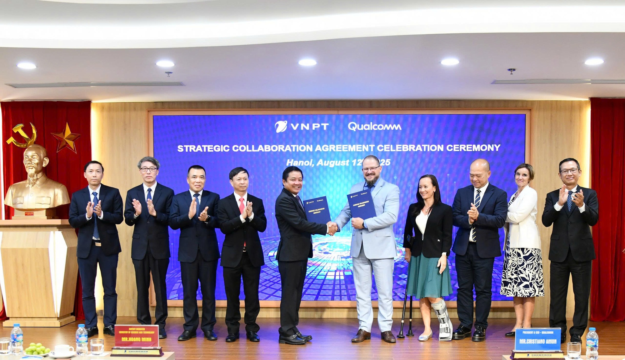 VNPT - Qualcomm hợp tác chiến lược, hướng tới đồng phát triển thiết kế gốc- Ảnh 1.