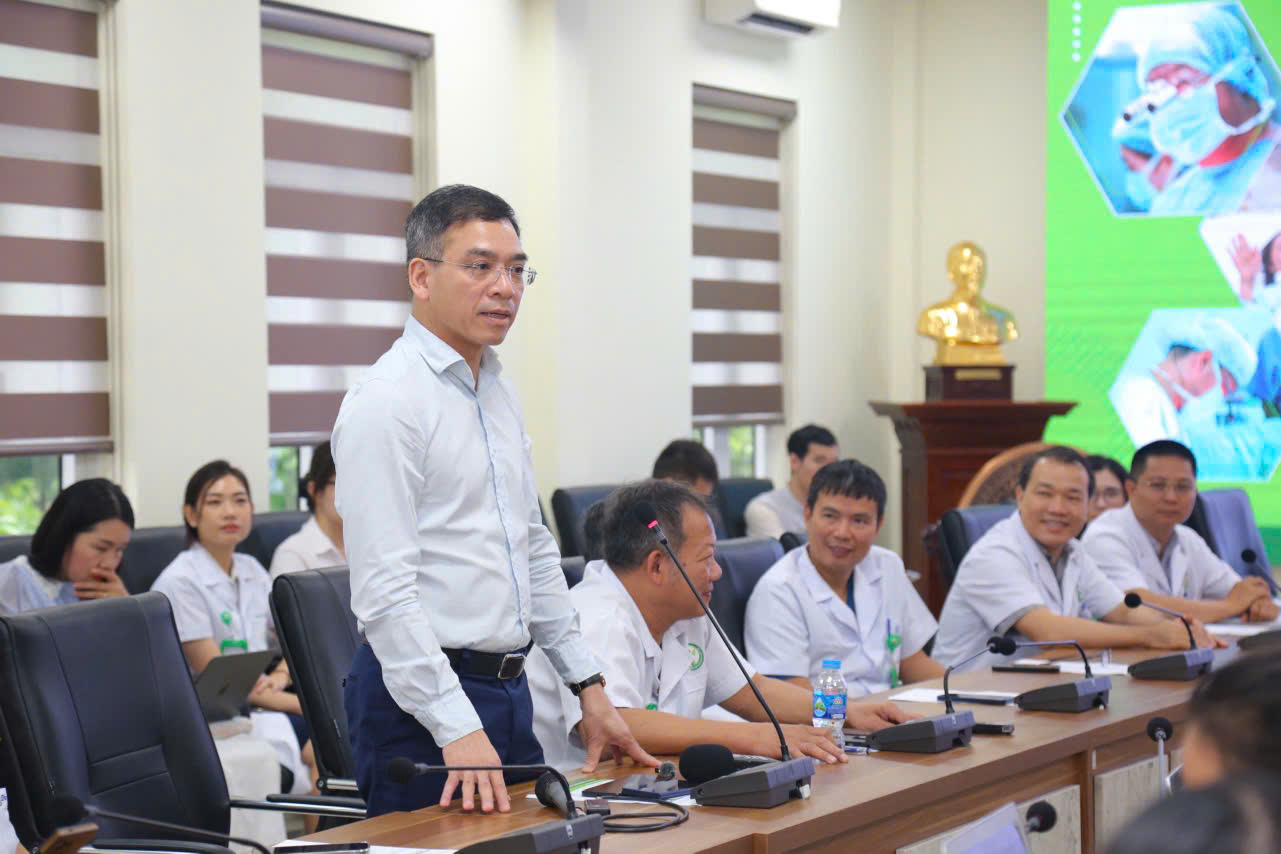 Lần đầu tiên Việt Nam ghép thành công đồng thời tim và phổi cho người suy đa tạng- Ảnh 3. Lần đầu tiên Việt Nam ghép thành công đồng thời tim và phổi cho người suy đa tạng- Ảnh 3.