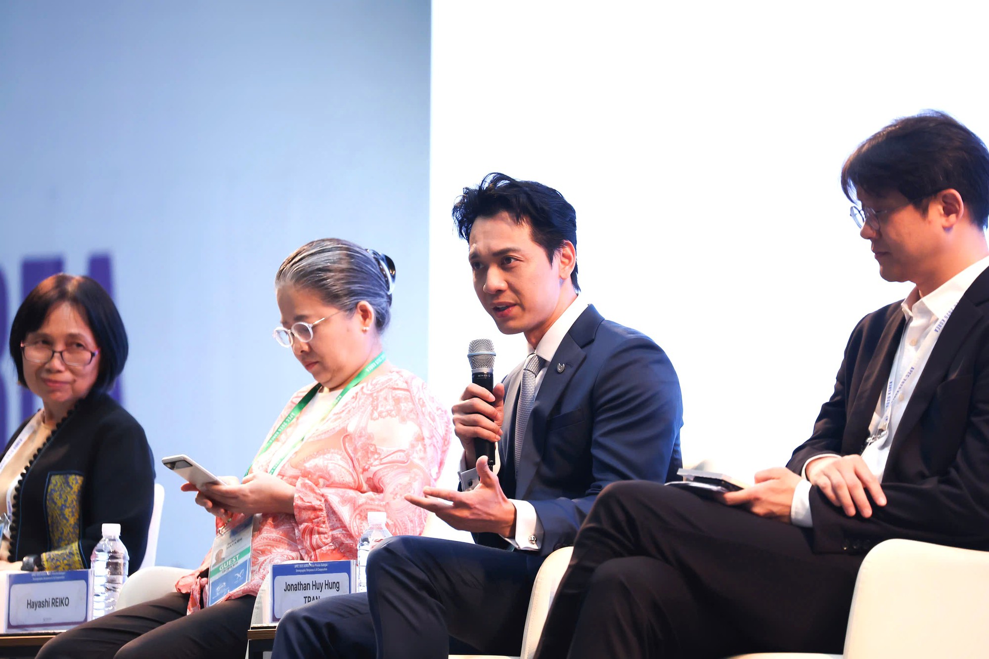 Chủ tịch ACB -Trần Hùng Huy góp tiếng nói về bền vững tại diễn đàn khu vực APEC- Ảnh 1.