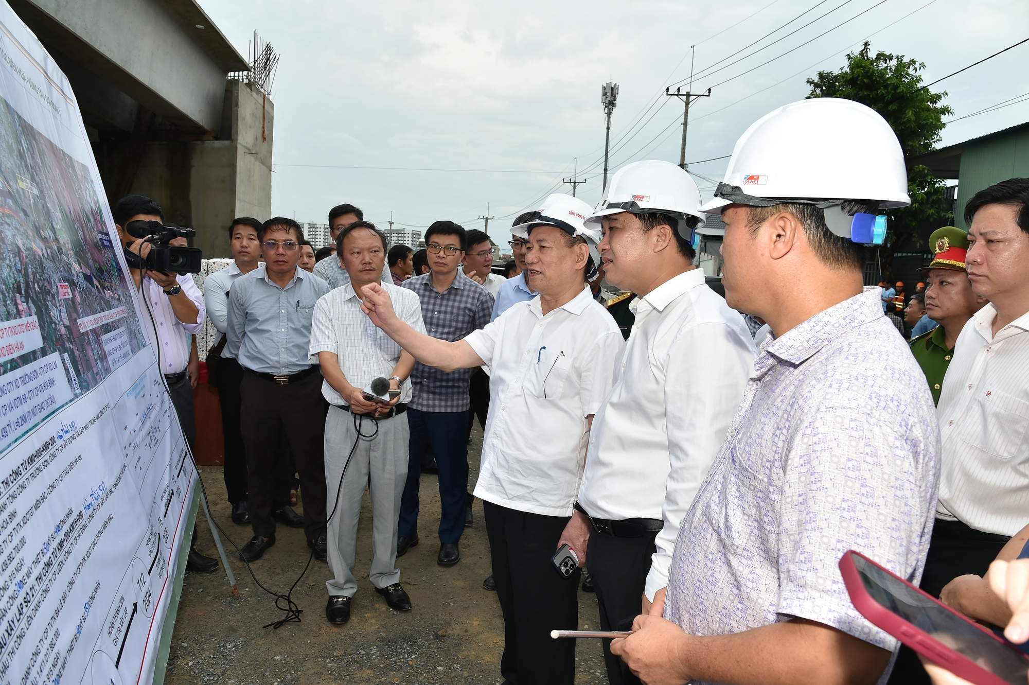 Phó Thủ tướng Hồ Đức Phớc: Xây dựng Đồng Nai trở thành tỉnh đứng đầu cả nước- Ảnh 4.