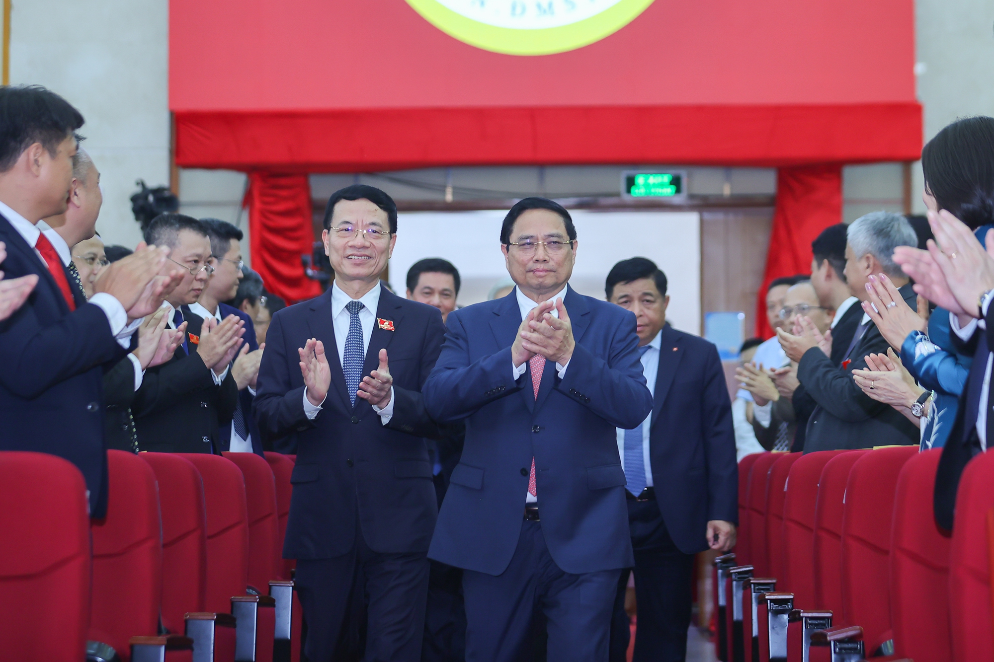 Thủ tướng: 'Con đường tất yếu' để Việt Nam vươn lên, trở thành nước phát triển, giàu mạnh- Ảnh 1.