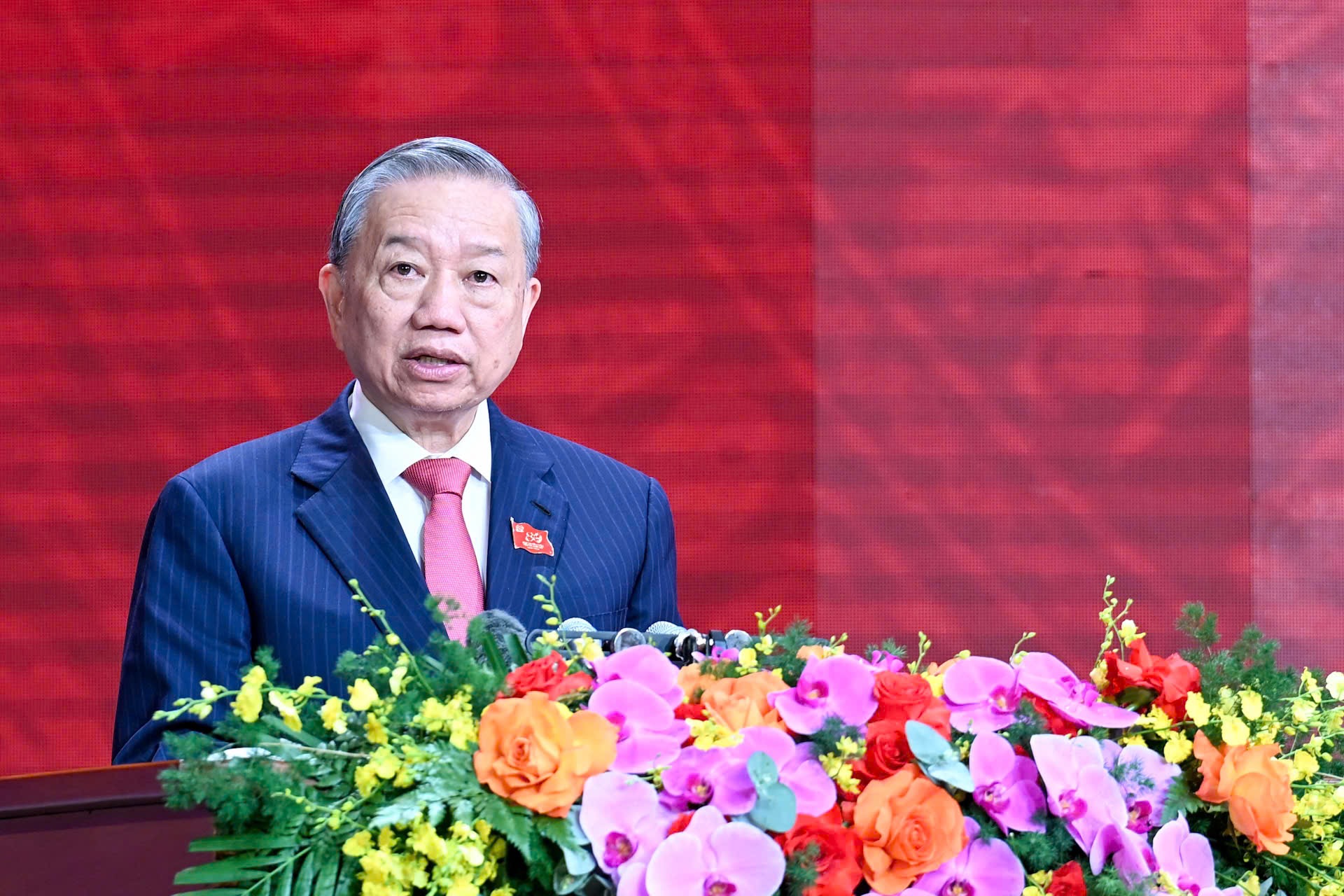 Lãnh đạo Đảng, Nhà nước dự lễ kỷ niệm 80 năm Ngày truyền thống Công an nhân dân và đón nhận Huân chương Sao Vàng lần thứ 5- Ảnh 2.