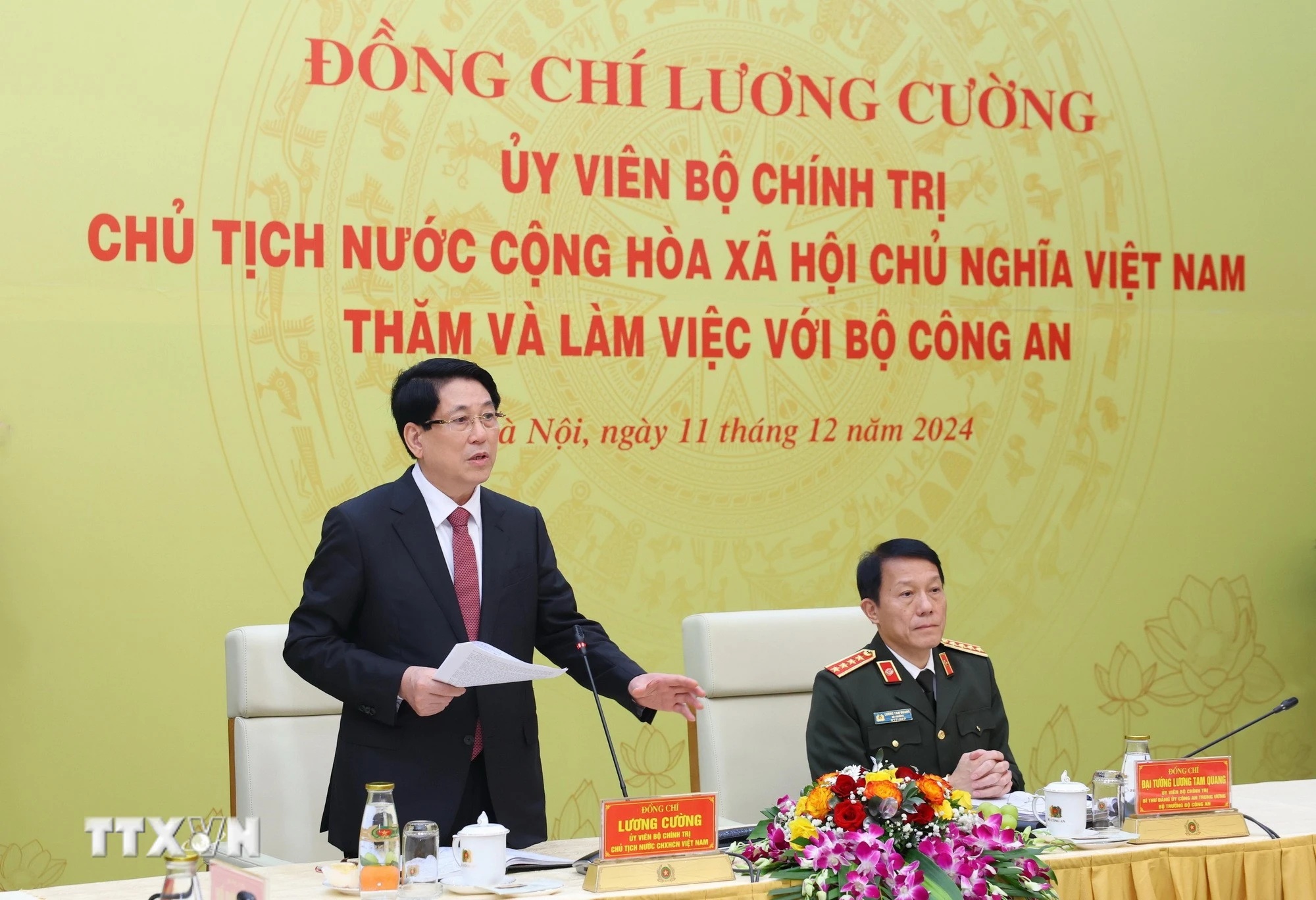 80 NĂM CÔNG AN NHÂN DÂN VIỆT NAM CÙNG TOÀN DÂN TRONG SỰ NGHIỆP XÂY DỰNG VÀ BẢO VỆ TỔ QUỐC- Ảnh 2. 80 NĂM CÔNG AN NHÂN DÂN VIỆT NAM CÙNG TOÀN DÂN TRONG SỰ NGHIỆP XÂY DỰNG VÀ BẢO VỆ TỔ QUỐC- Ảnh 2.