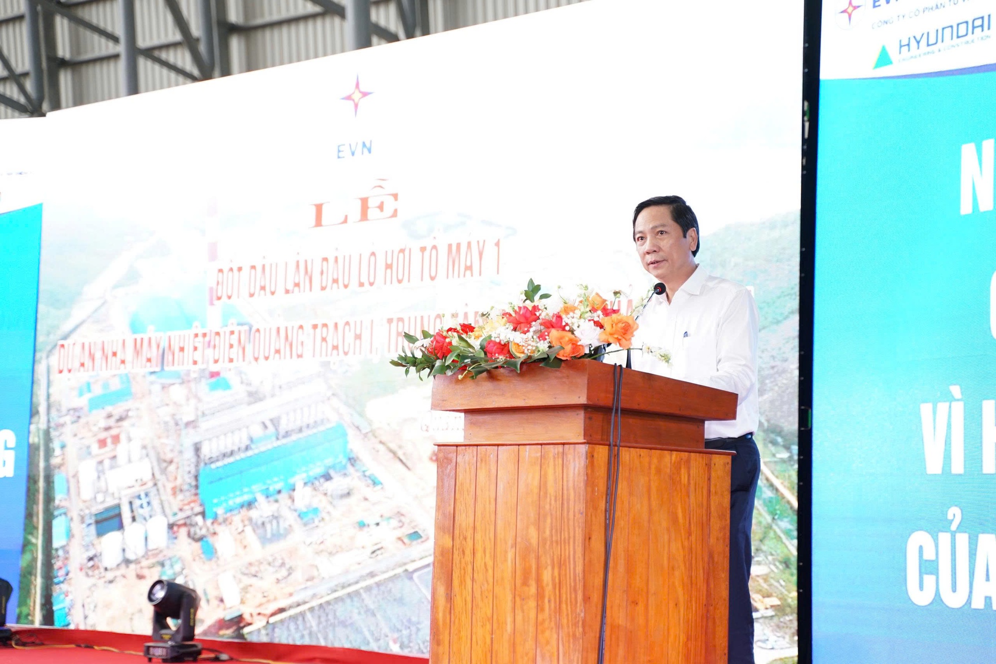 Dự án Nhiệt điện Quảng Trạch 1: Thực hiện thành công đốt dầu lần đầu Lò hơi Tổ máy 1- Ảnh 3.