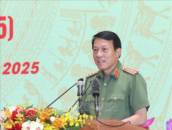 Tổng Bí thư Tô Lâm dự gặp mặt đại biểu Bộ Quốc phòng, Bộ Công an và Bộ Ngoại giao- Ảnh 4. Tổng Bí thư Tô Lâm dự gặp mặt đại biểu Bộ Quốc phòng, Bộ Công an và Bộ Ngoại giao- Ảnh 4.