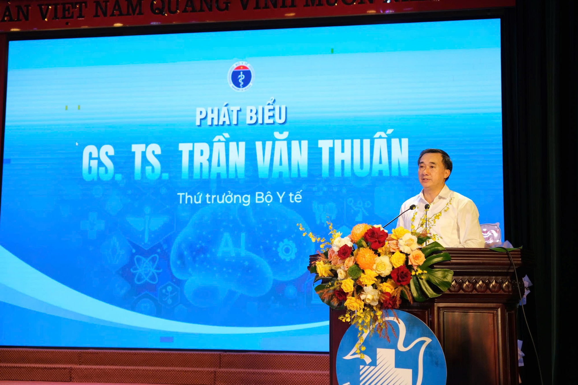 'Đưa khám sức khỏe định kỳ toàn dân thành mục tiêu quốc gia'- Ảnh 2. 'Đưa khám sức khỏe định kỳ toàn dân thành mục tiêu quốc gia'- Ảnh 2.