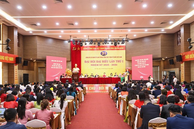 Phát huy mạnh mẽ vai trò nòng cốt chính trị của MTTQ, các tổ chức chính trị - xã hội- Ảnh 1.