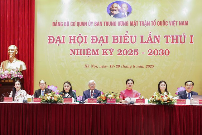 Phát huy mạnh mẽ vai trò nòng cốt chính trị của MTTQ, các tổ chức chính trị - xã hội- Ảnh 2.