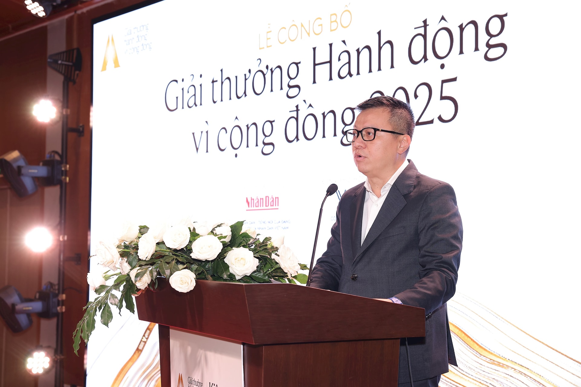 Giải thưởng Hành động vì cộng đồng 2025: 'Kiên trì phụng sự'- Ảnh 1. Giải thưởng Hành động vì cộng đồng 2025: 'Kiên trì phụng sự'- Ảnh 1.