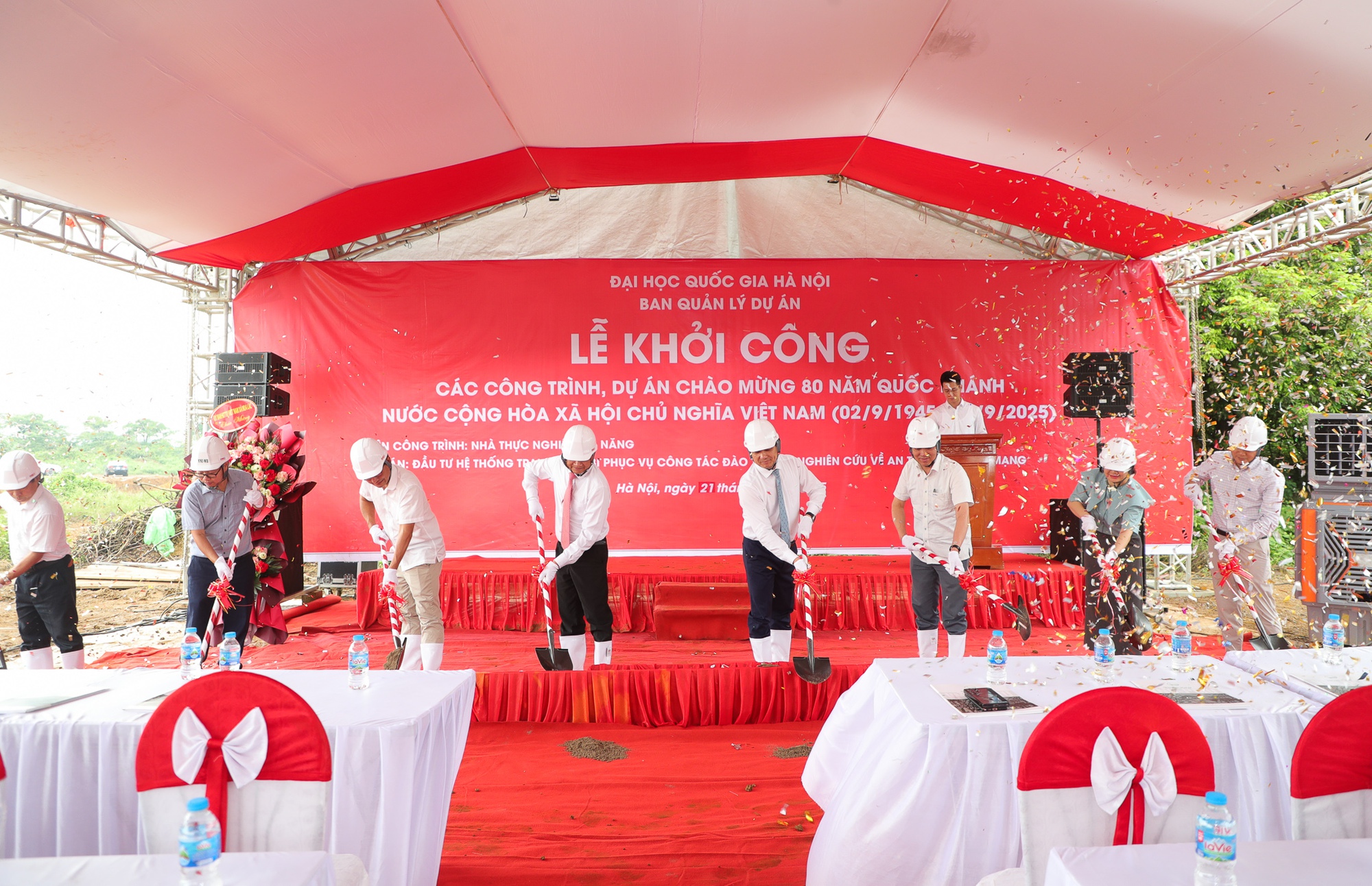 ĐHQGHN khởi công công trình hạ tầng trọng điểm phục vụ nghiên cứu, đào tạo công nghệ số- Ảnh 1.