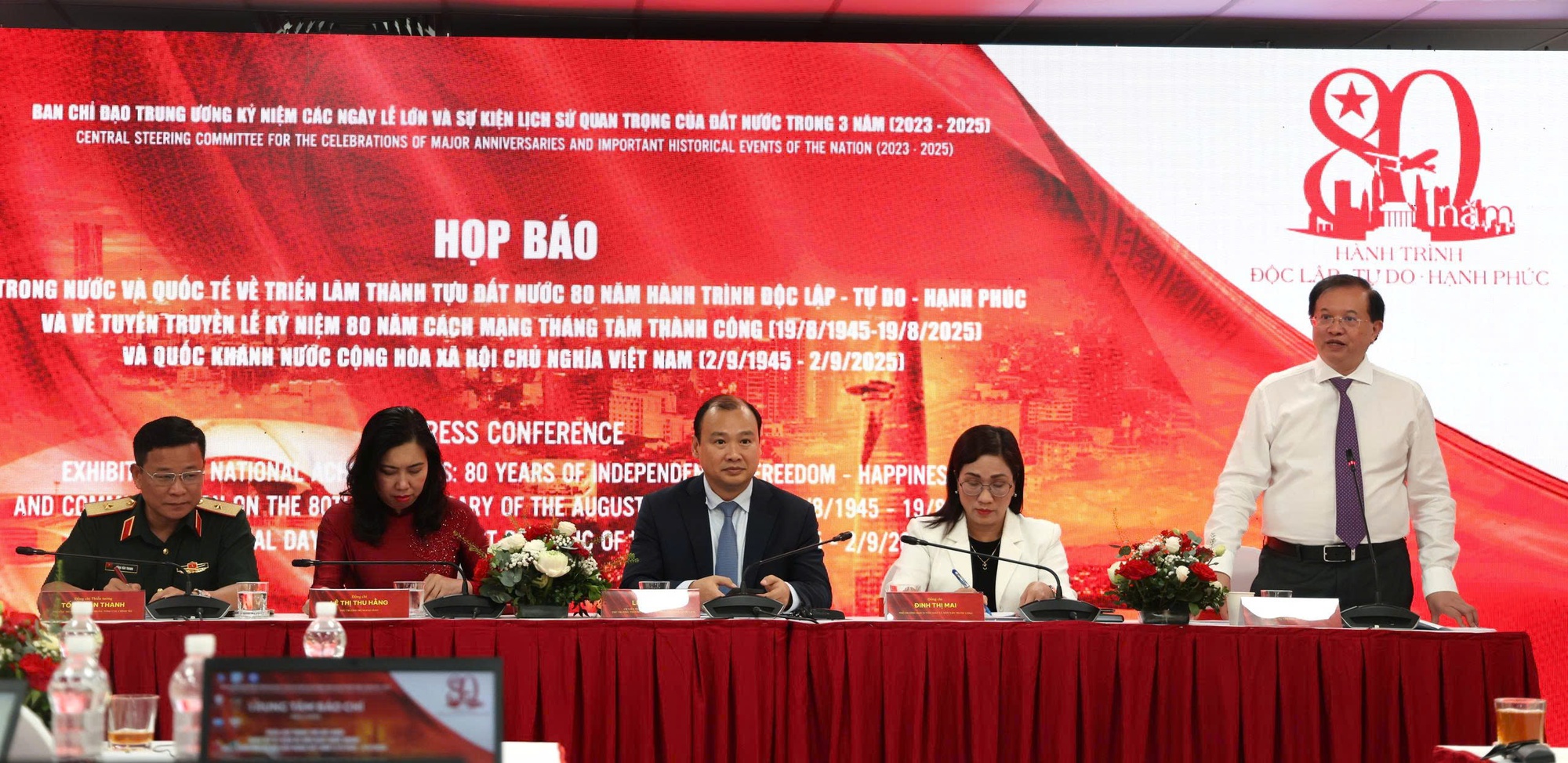 Hơn 230 gian hàng tham gia Triển lãm '80 năm hành trình Độc lập - Tự do - Hạnh phúc'- Ảnh 3. Hơn 230 gian hàng tham gia Triển lãm '80 năm hành trình Độc lập - Tự do - Hạnh phúc'- Ảnh 3.