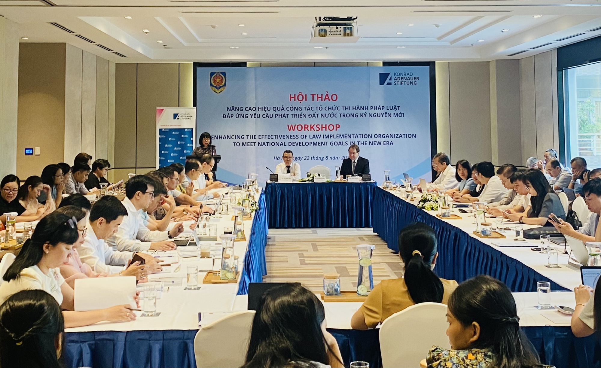 Nâng cao hiệu quả công tác tổ chức thi hành pháp luật trong kỷ nguyên mới- Ảnh 1. Nâng cao hiệu quả công tác tổ chức thi hành pháp luật trong kỷ nguyên mới- Ảnh 1.