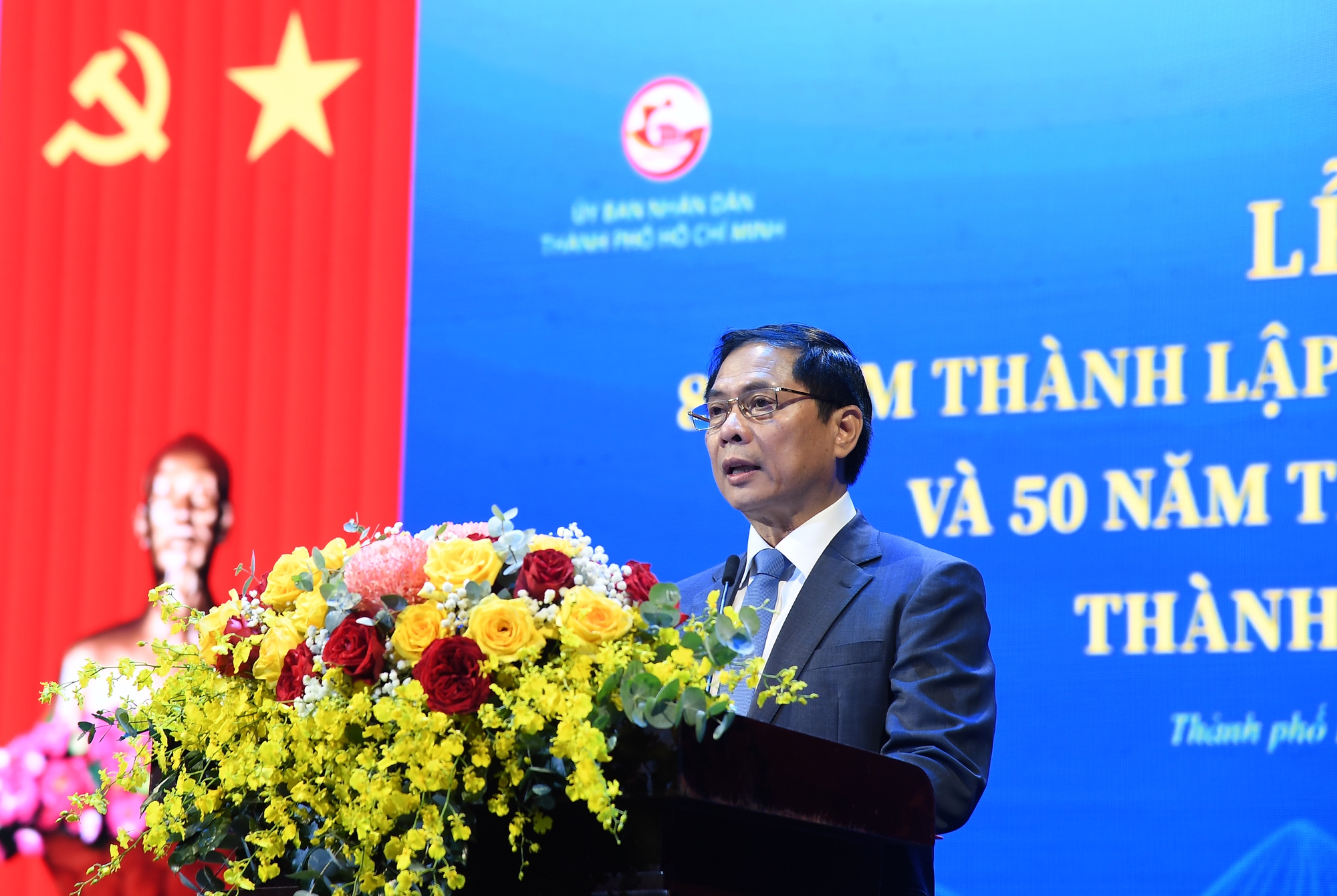 TPHCM cần "đi đầu, về trước" trong thực hiện các mục tiêu phát triển, hội nhập- Ảnh 2. TPHCM cần "đi đầu, về trước" trong thực hiện các mục tiêu phát triển, hội nhập- Ảnh 2.