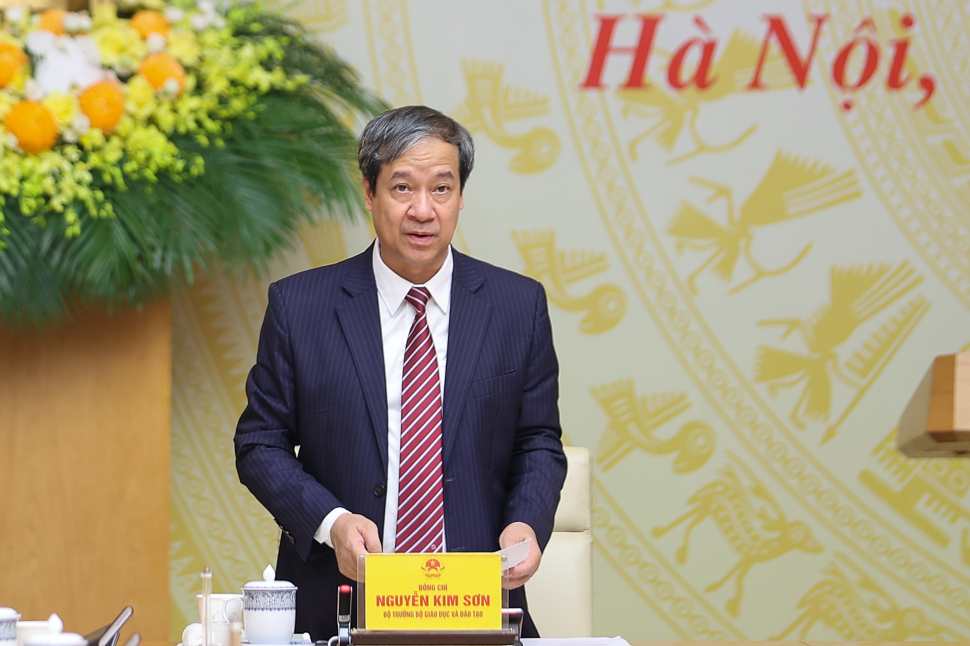 Thủ tướng: Hơn lúc nào hết, cần tập trung ưu tiên mọi nguồn lực cho giáo dục và đào tạo- Ảnh 4.