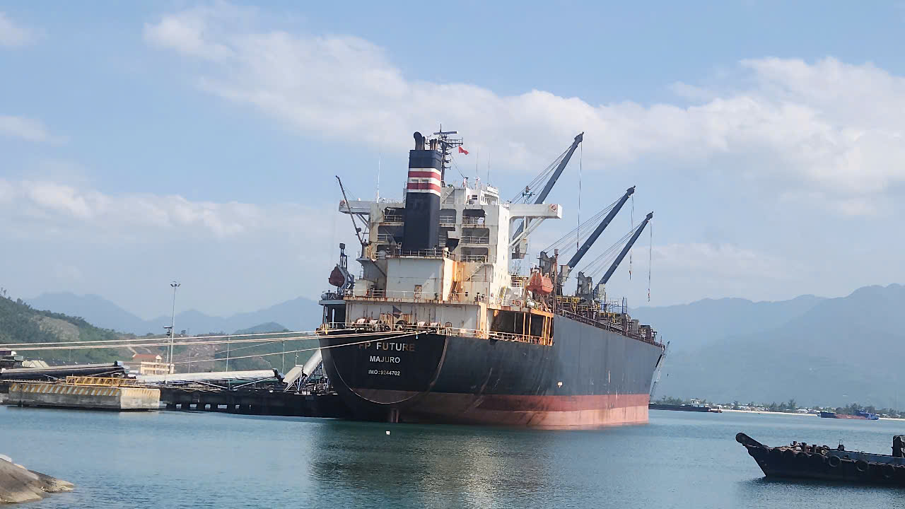 Logistics xuyên biên giới – Sức bật tăng trưởng kinh tế khu vực miền Trung- Ảnh 3.