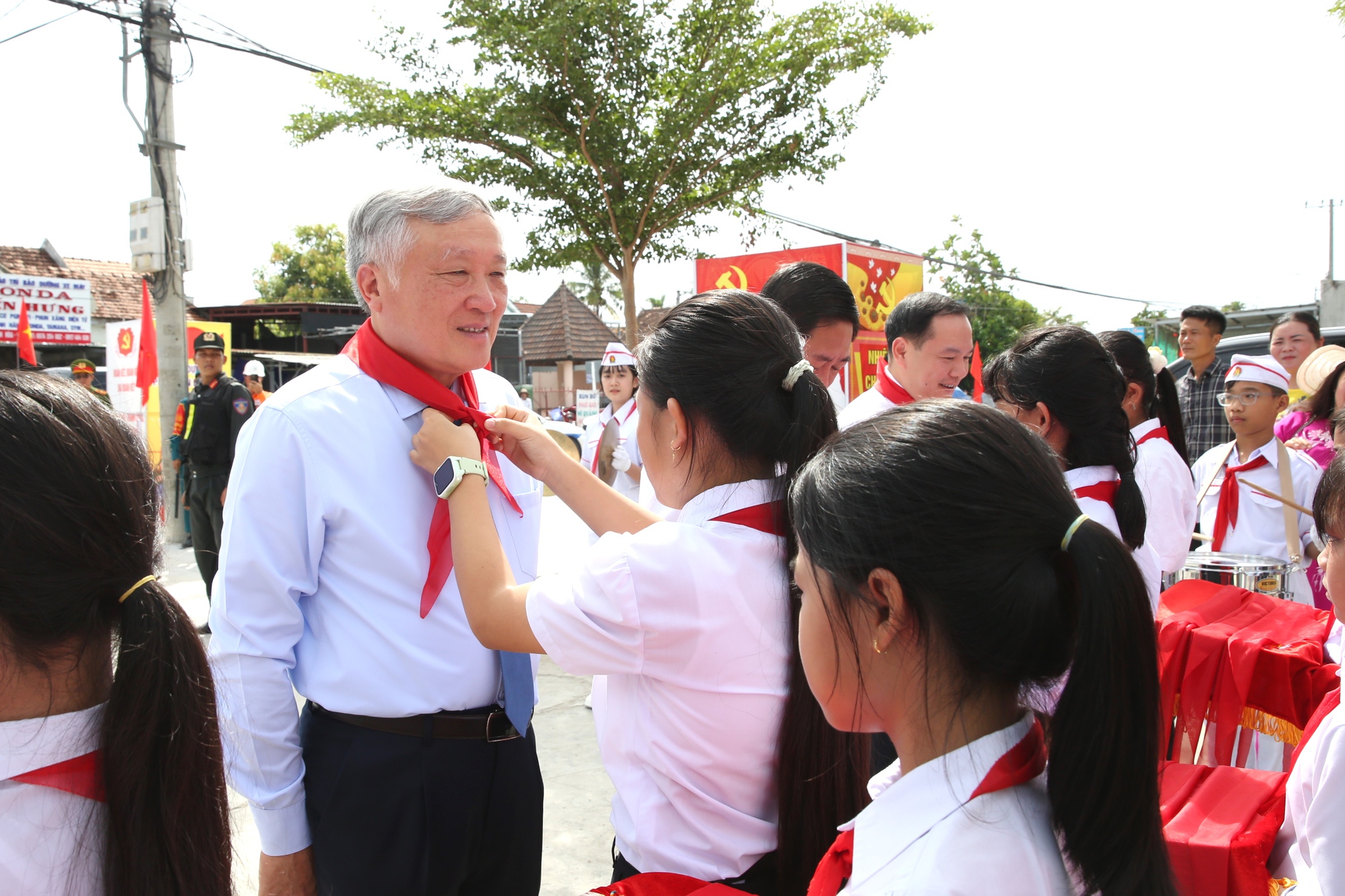 Khánh Hòa có Trường tiểu học mới mang tên Anh hùng Lực lượng vũ trang Nguyễn Lựu- Ảnh 5. Khánh Hòa có Trường tiểu học mới mang tên Anh hùng Lực lượng vũ trang Nguyễn Lựu- Ảnh 5.