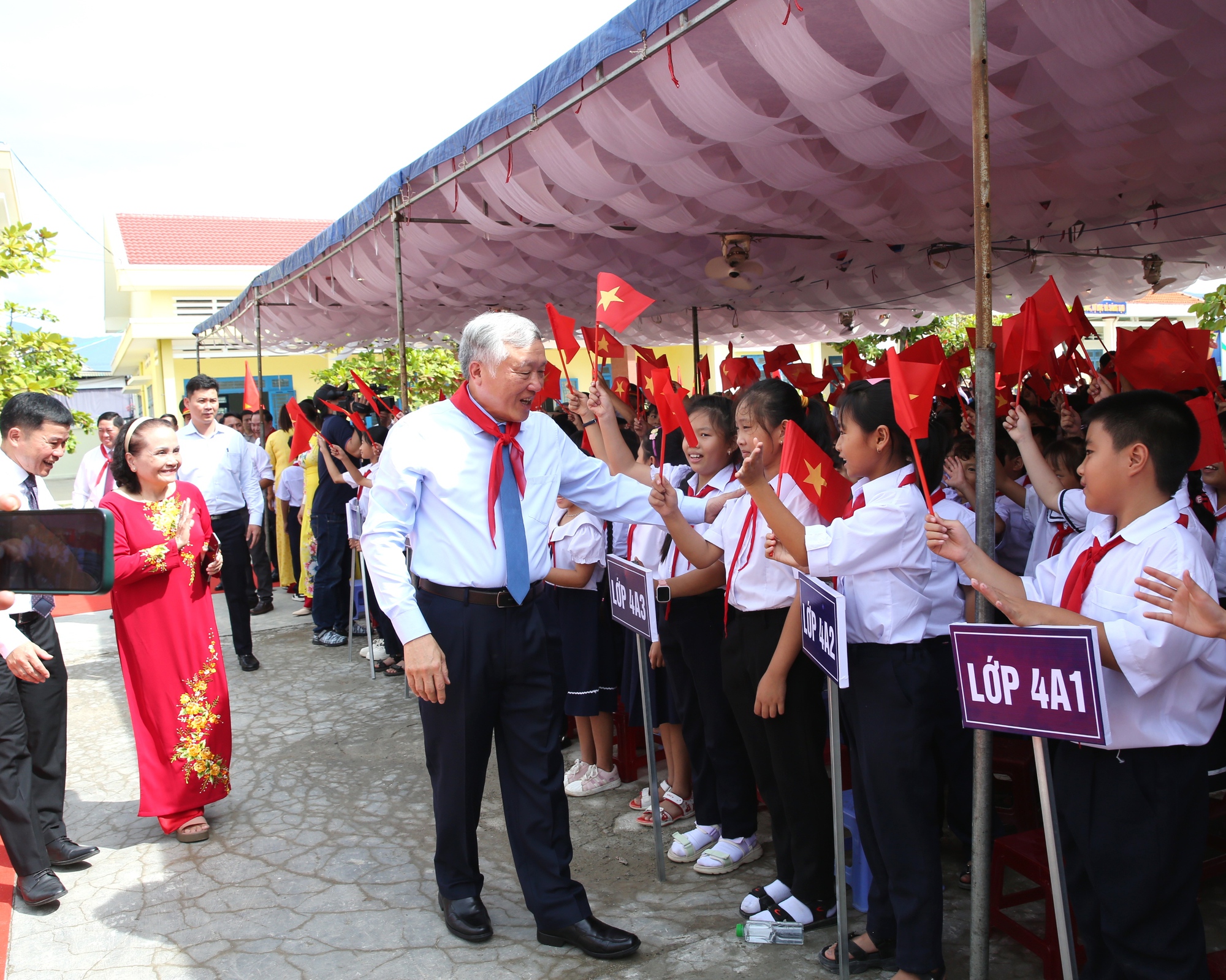 Khánh Hòa có Trường tiểu học mới mang tên Anh hùng Lực lượng vũ trang Nguyễn Lựu- Ảnh 7. Khánh Hòa có Trường tiểu học mới mang tên Anh hùng Lực lượng vũ trang Nguyễn Lựu- Ảnh 7.