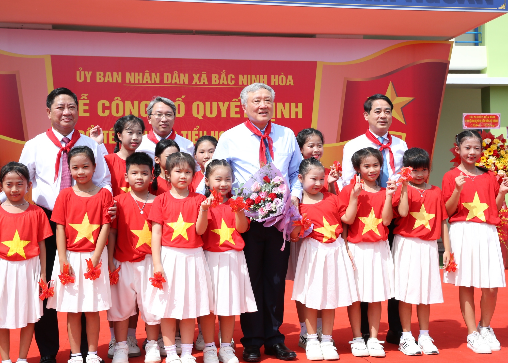 Khánh Hòa có Trường tiểu học mới mang tên Anh hùng Lực lượng vũ trang Nguyễn Lựu- Ảnh 11. Khánh Hòa có Trường tiểu học mới mang tên Anh hùng Lực lượng vũ trang Nguyễn Lựu- Ảnh 11.