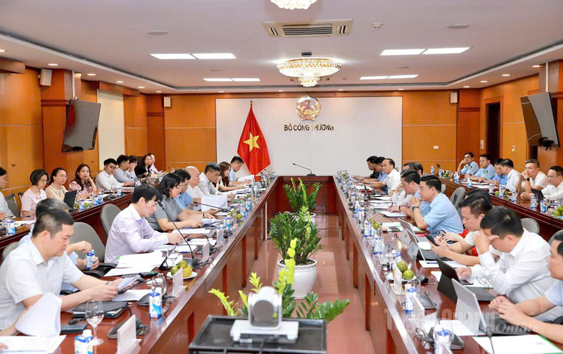 Thương mại biên giới: Tiềm năng lớn, thách thức nhiều- Ảnh 1. Thương mại biên giới: Tiềm năng lớn, thách thức nhiều- Ảnh 1.