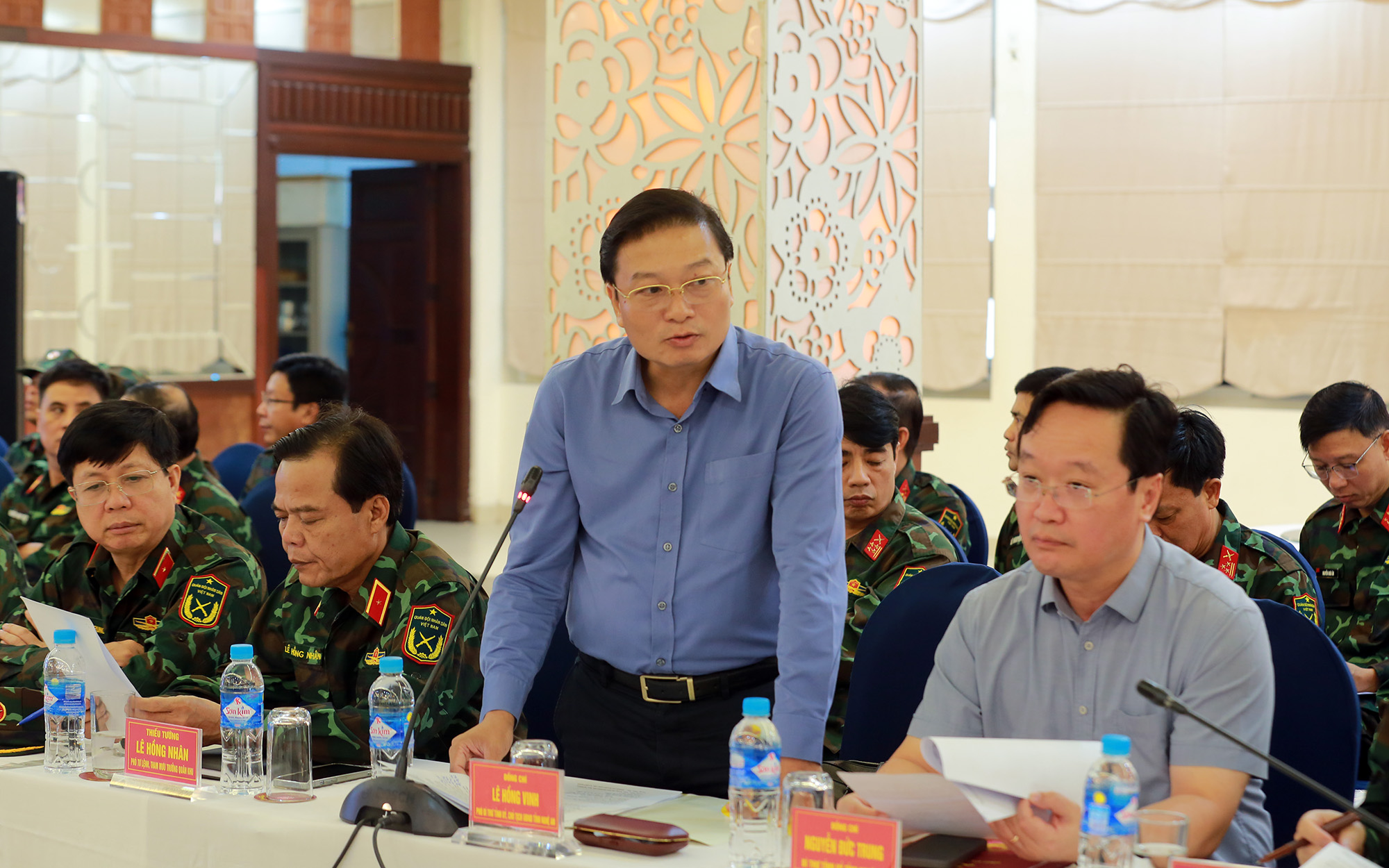 Tập trung cao độ ứng phó bão số 5 đổ bộ vào đất liền- Ảnh 2.