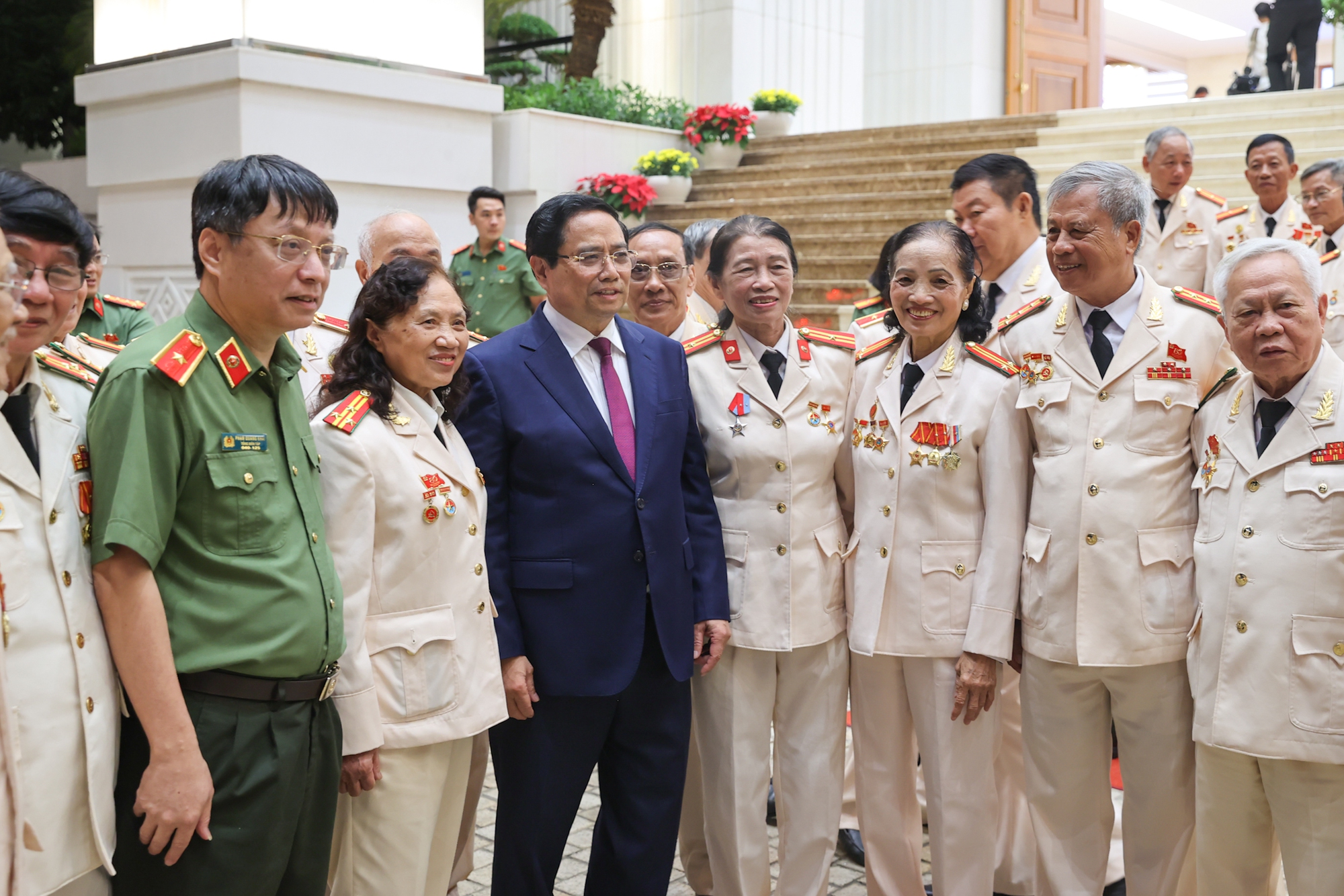 Thủ tướng gặp mặt, tri ân lực lượng Công an chi viện chiến trường miền Nam- Ảnh 7. Thủ tướng gặp mặt, tri ân lực lượng Công an chi viện chiến trường miền Nam- Ảnh 7.