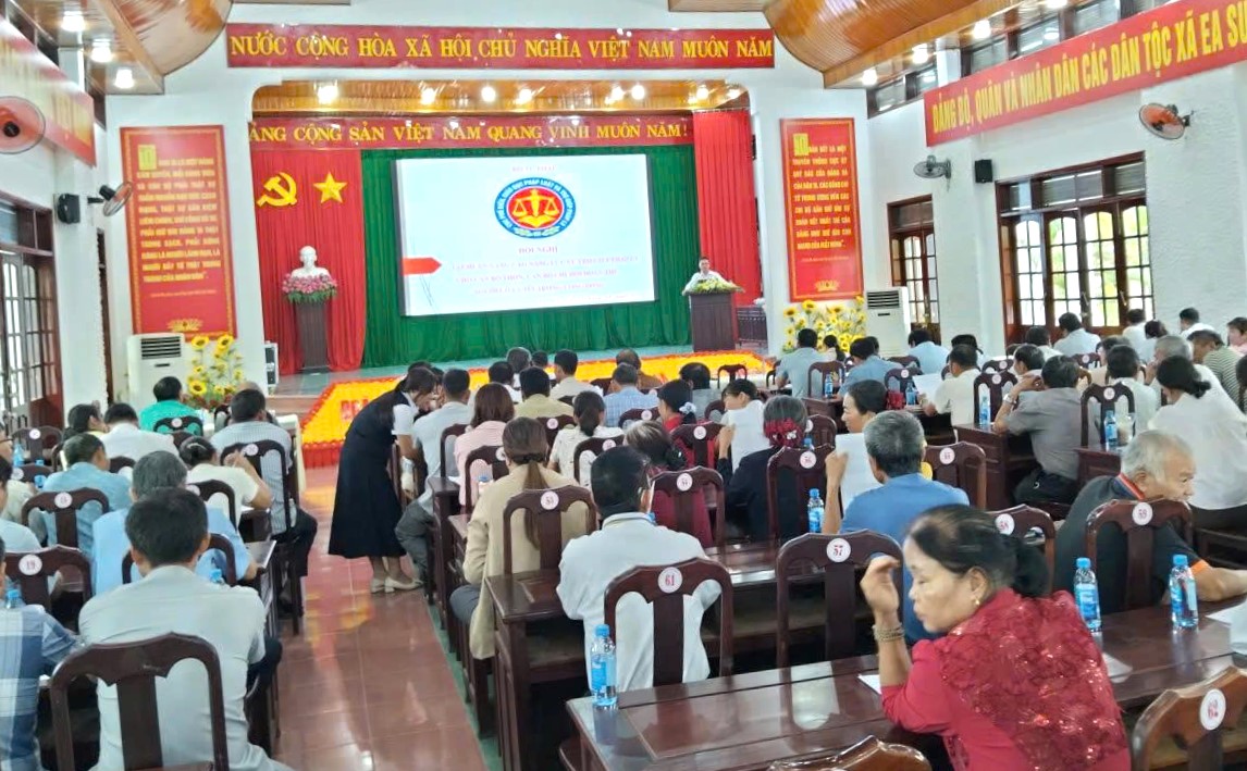 Nâng cao kiến thức về trợ giúp pháp lý cho cán bộ cơ sở- Ảnh 1.