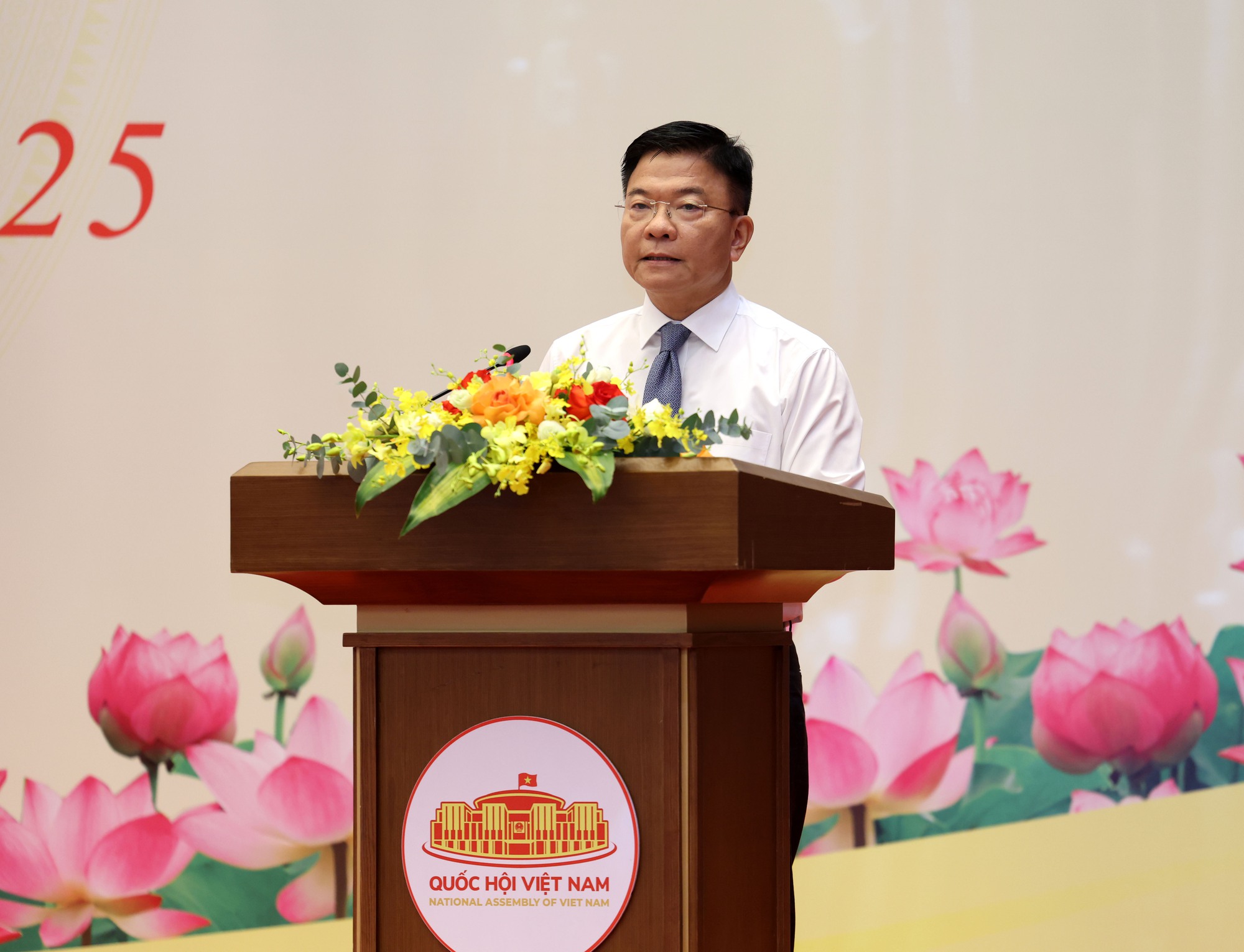 Phó Thủ tướng Lê Thành Long: Chính sách giáo dục vùng đồng bào dân tộc thiểu số, miền núi tương đối toàn diện- Ảnh 8. Phó Thủ tướng Lê Thành Long: Chính sách giáo dục vùng đồng bào dân tộc thiểu số, miền núi tương đối toàn diện- Ảnh 8.