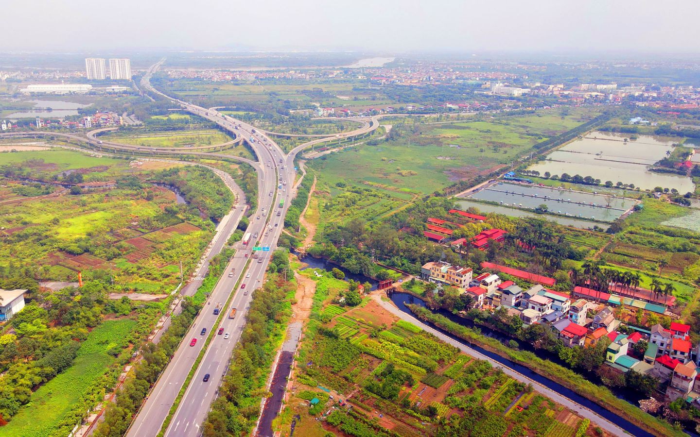 Dự án nào phải bố trí đường gom?
