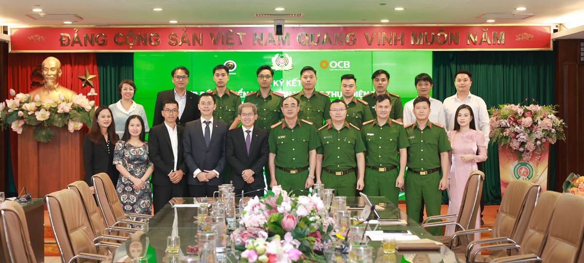 OCB triển khai dịch vụ xác thực điện tử qua VNeID trên ứng dụng OCB OMNI- Ảnh 2. OCB triển khai dịch vụ xác thực điện tử qua VNeID trên ứng dụng OCB OMNI- Ảnh 2.